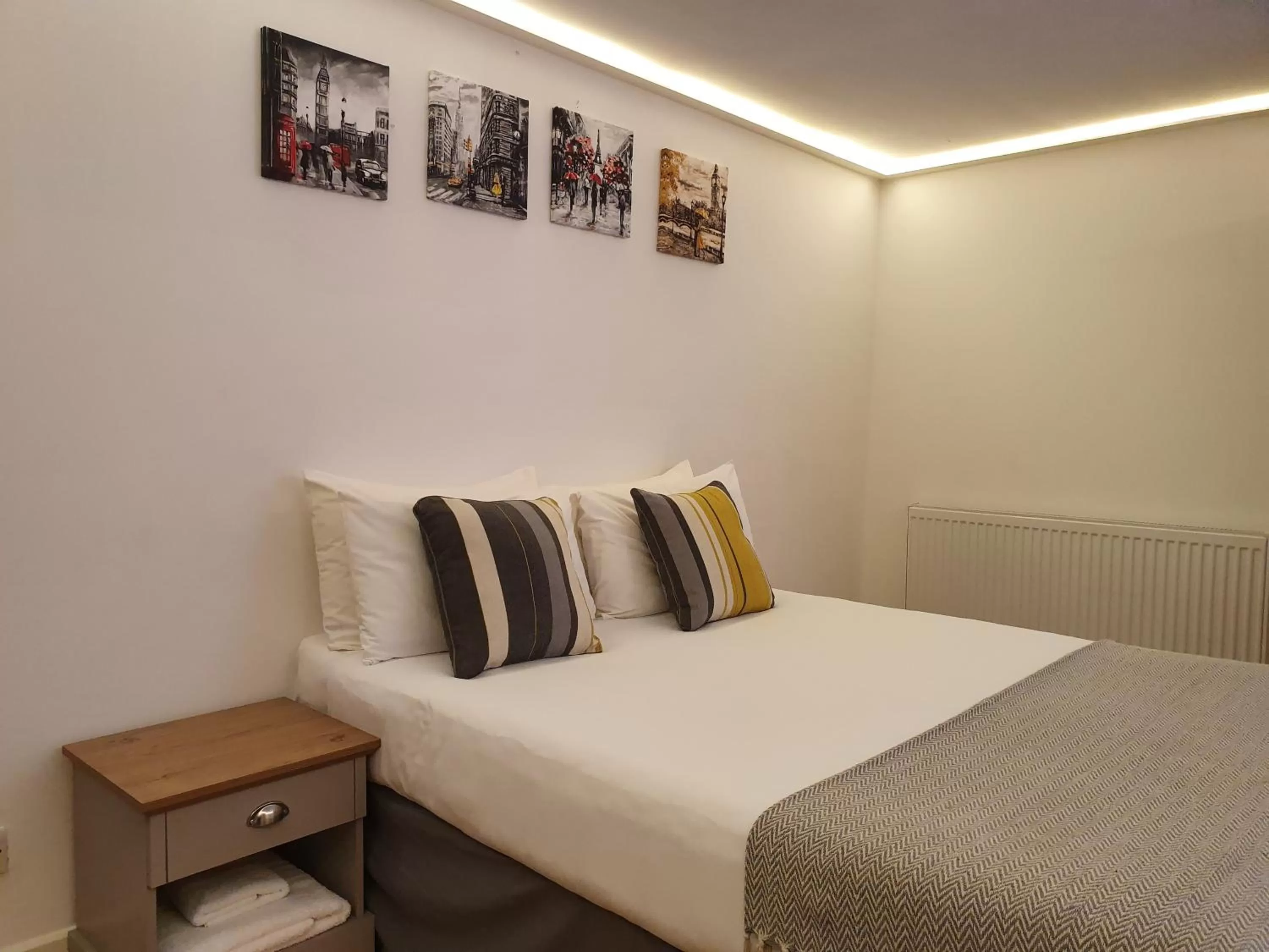 Bed in London Stay Apartments