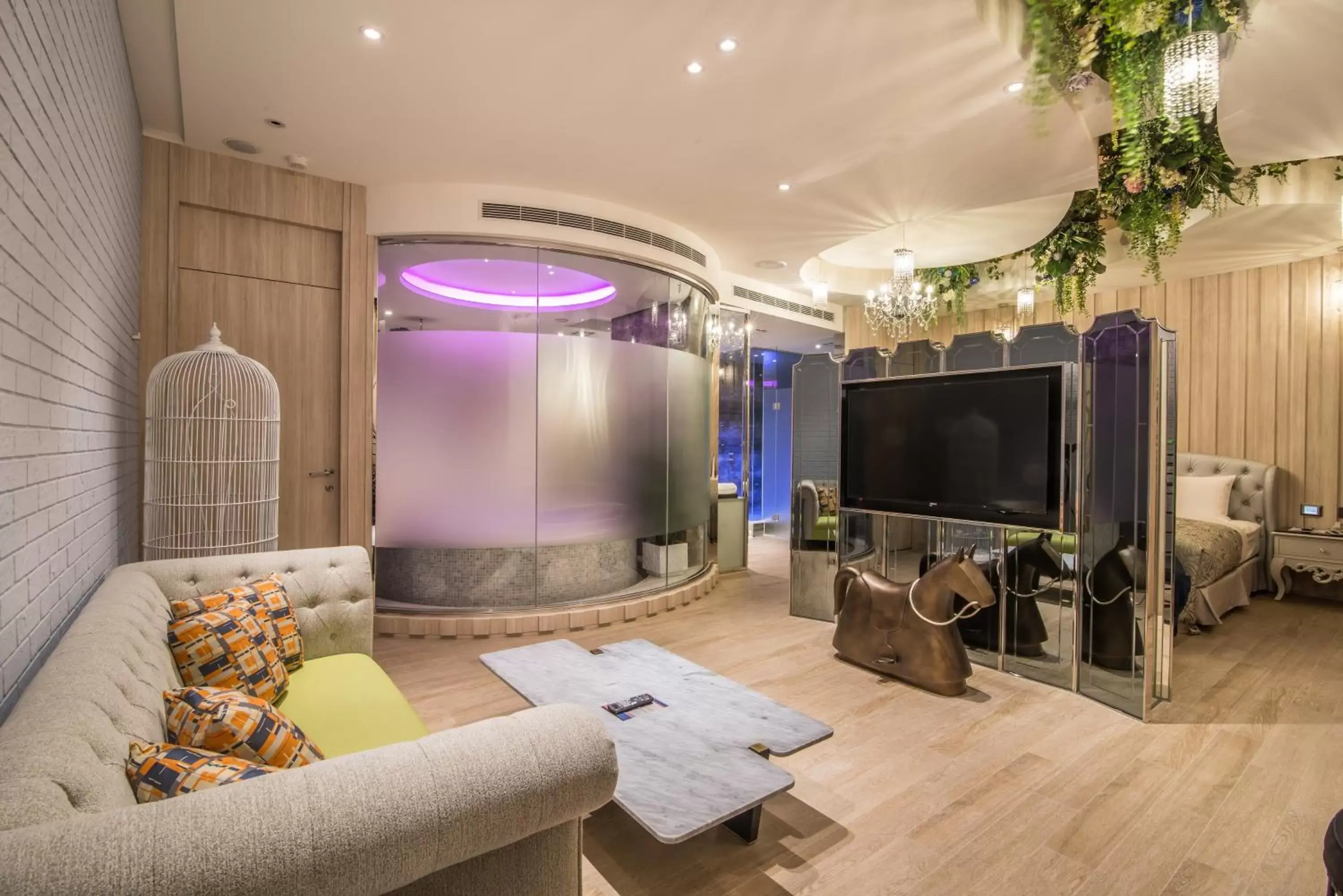 Deluxe Room in Luv U Motel Deluxe Room in Luv U Motel