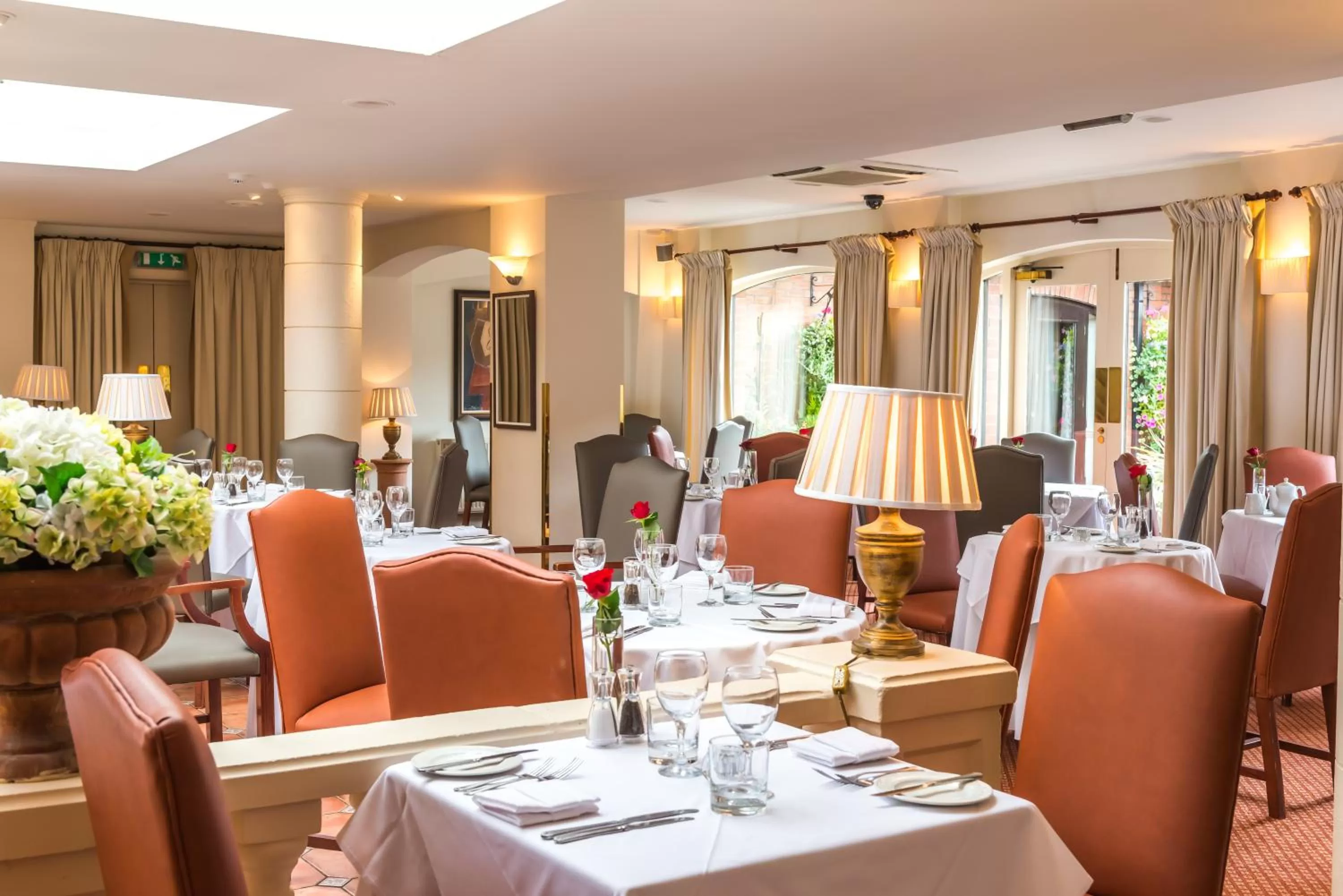 Restaurant/places to eat in Parkway Hotel & Spa