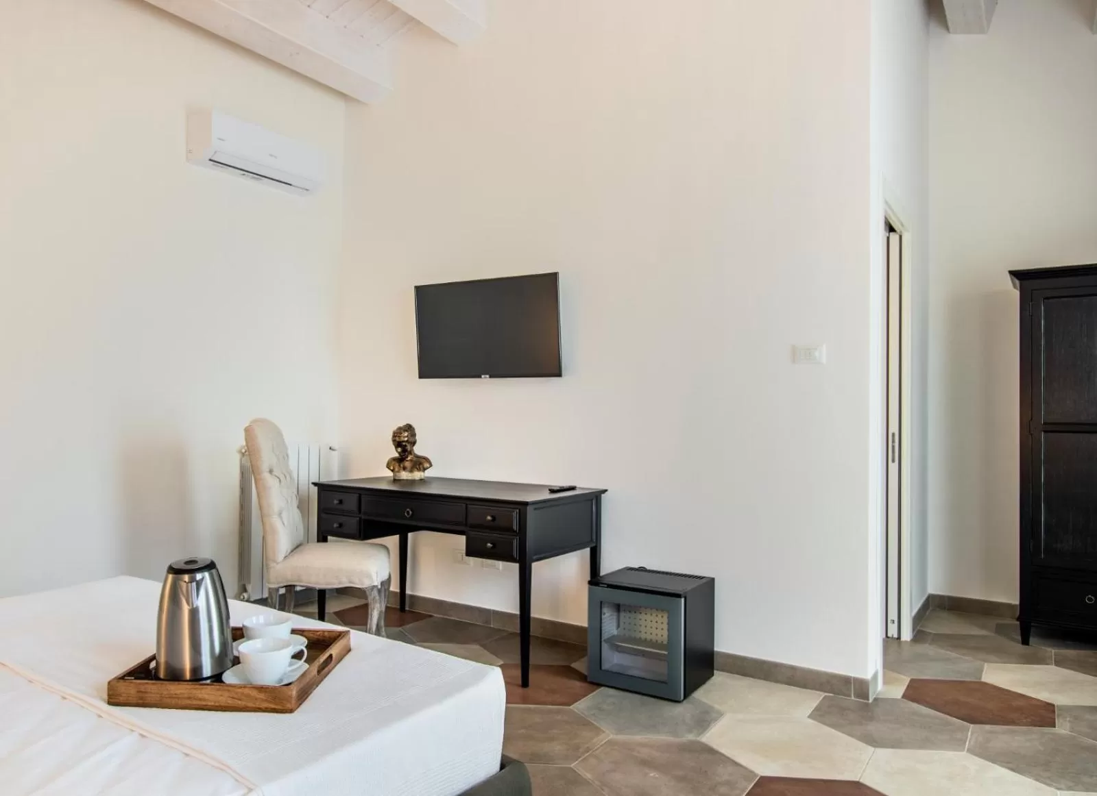 TV and multimedia in Baglio Genovesi