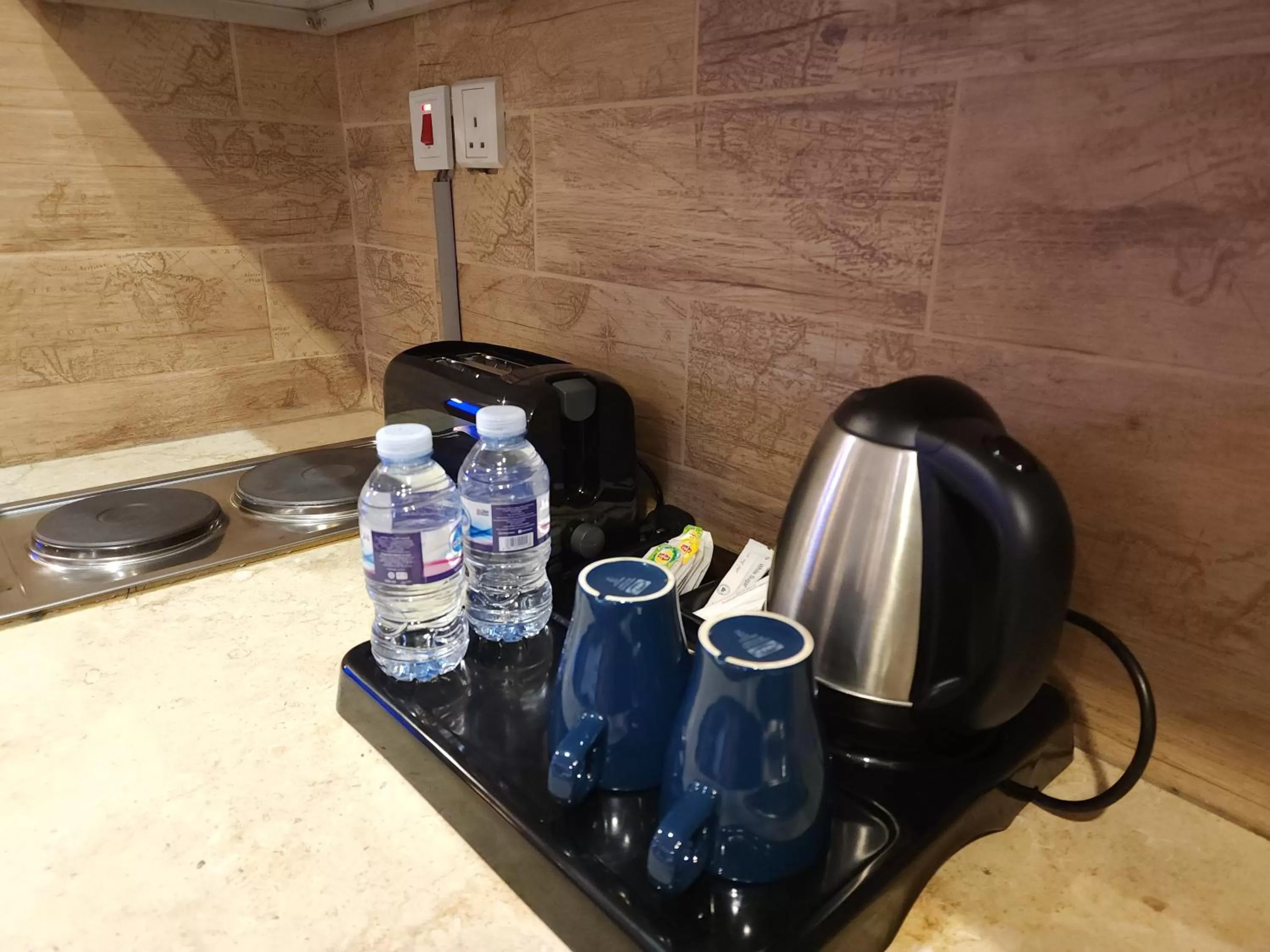 Coffee/tea facilities in شاطيء الحياة للأجنحة الفندقية shaty alhayat