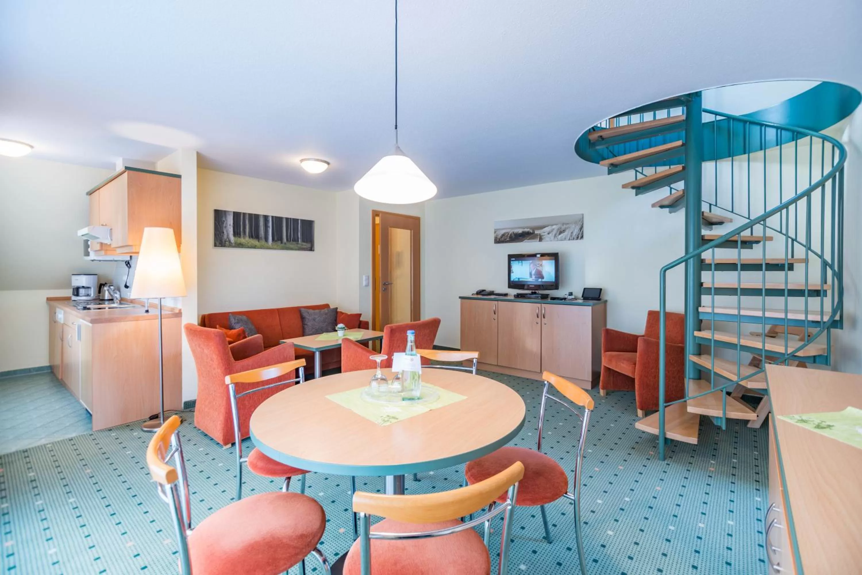 Dining Area in Am Weststrand Apartmenthaus Waldeck