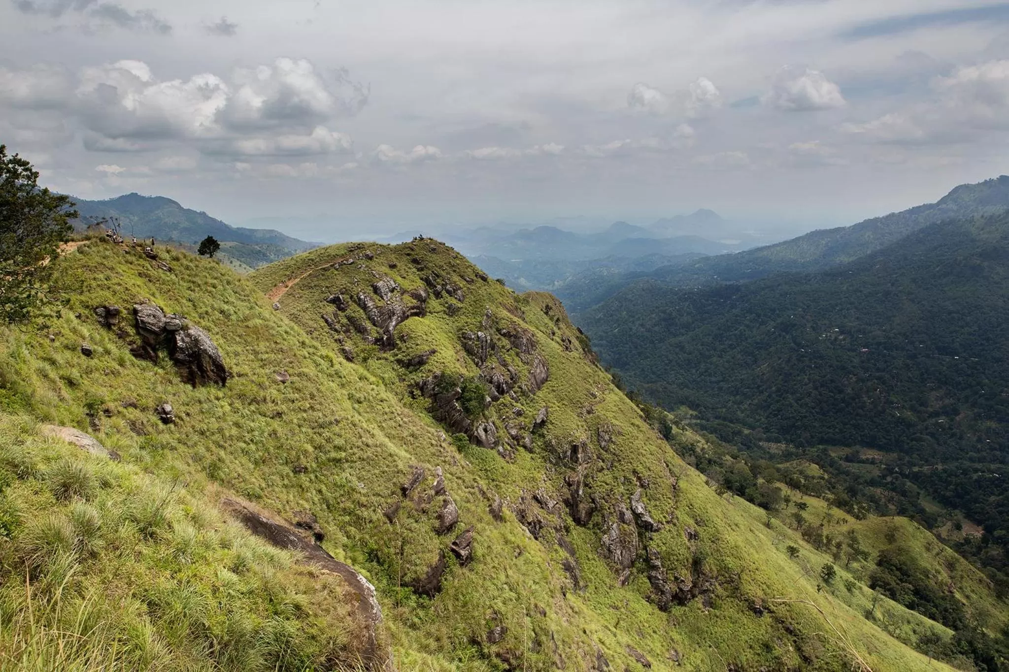 Hiking in CHILL VILLE, VIEW POINT HOTEL