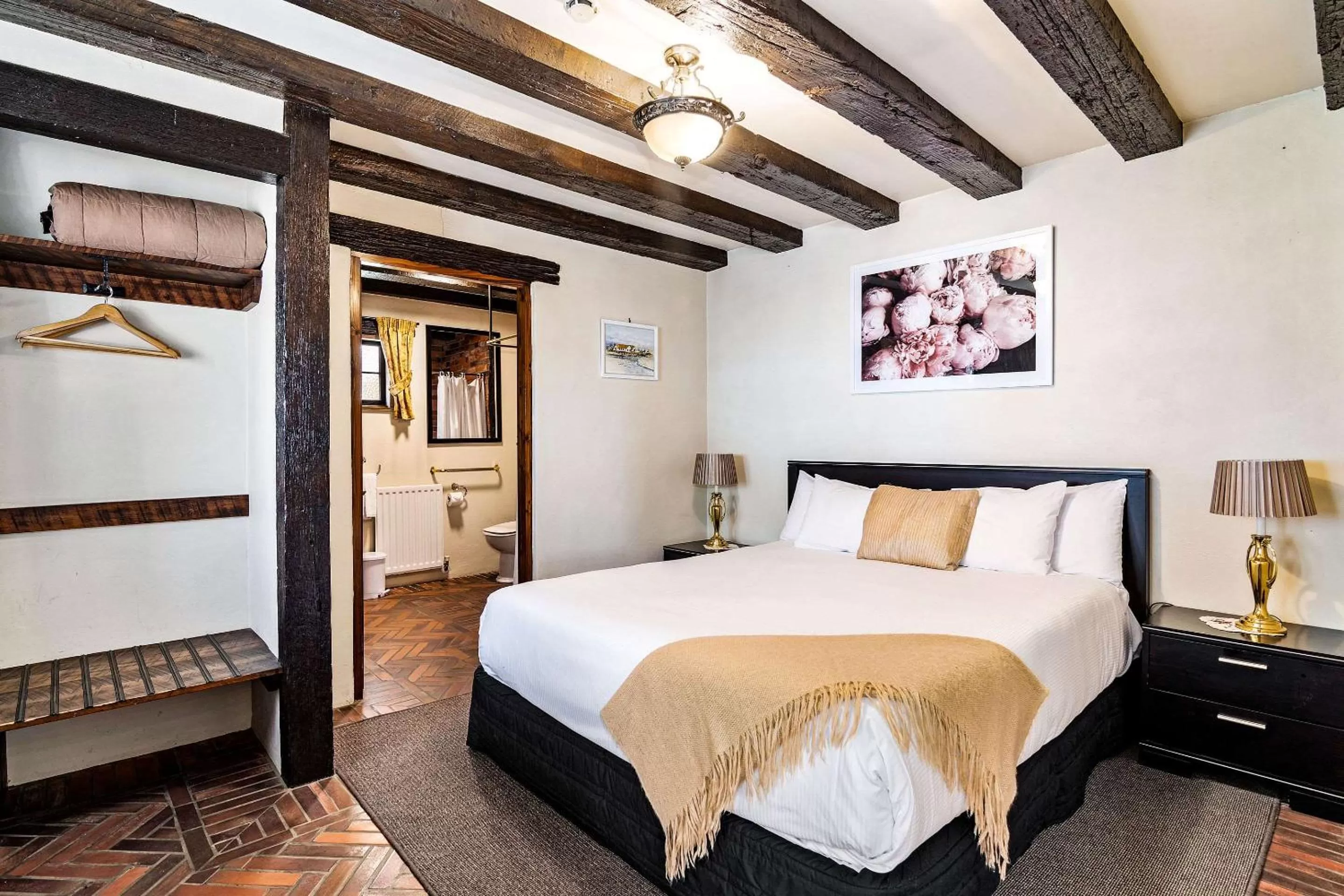 The Honest Lawyer, an Ascend Collection Hotel