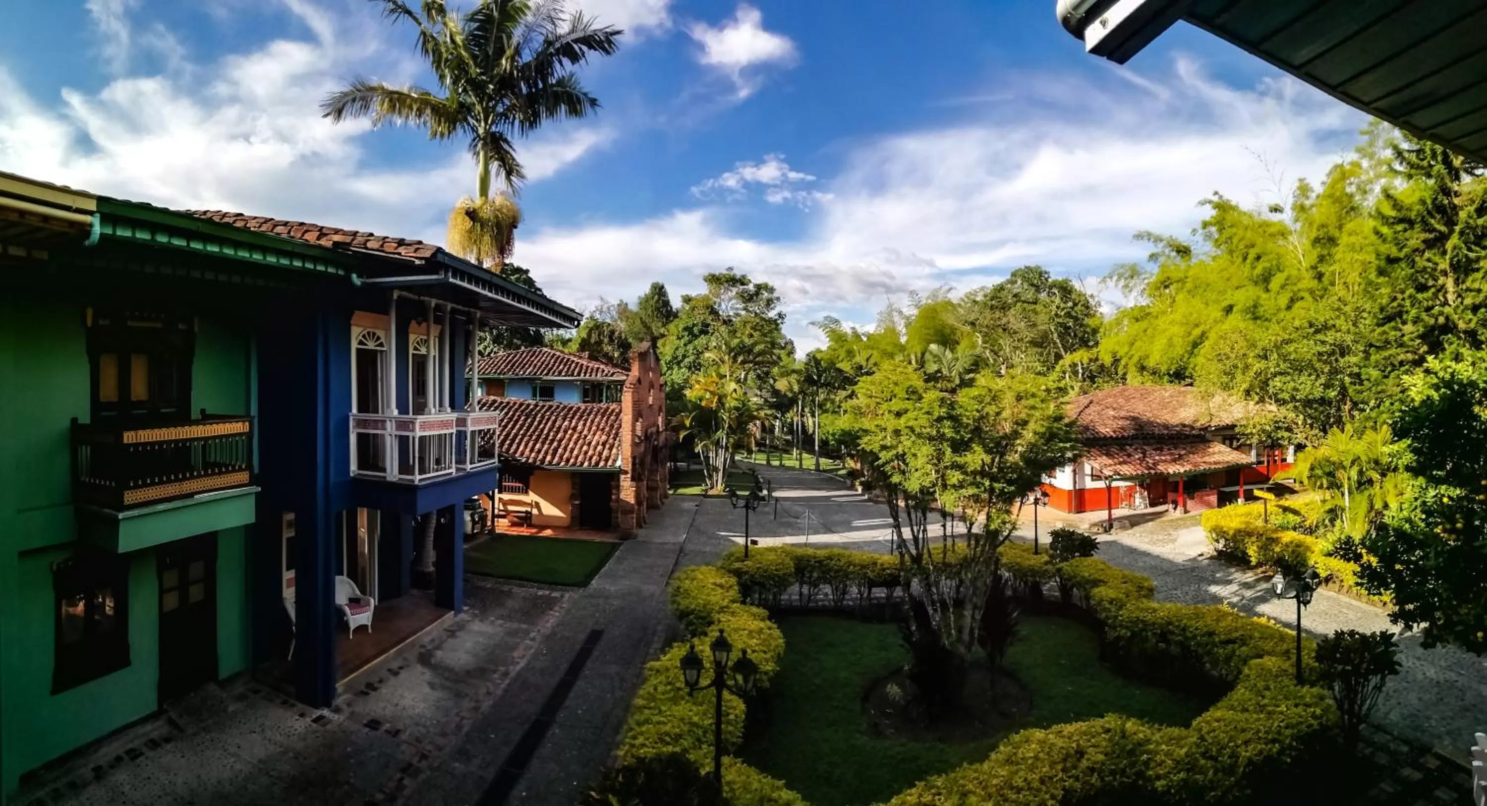 Garden in El Edén Country hotel y Club Residencial
