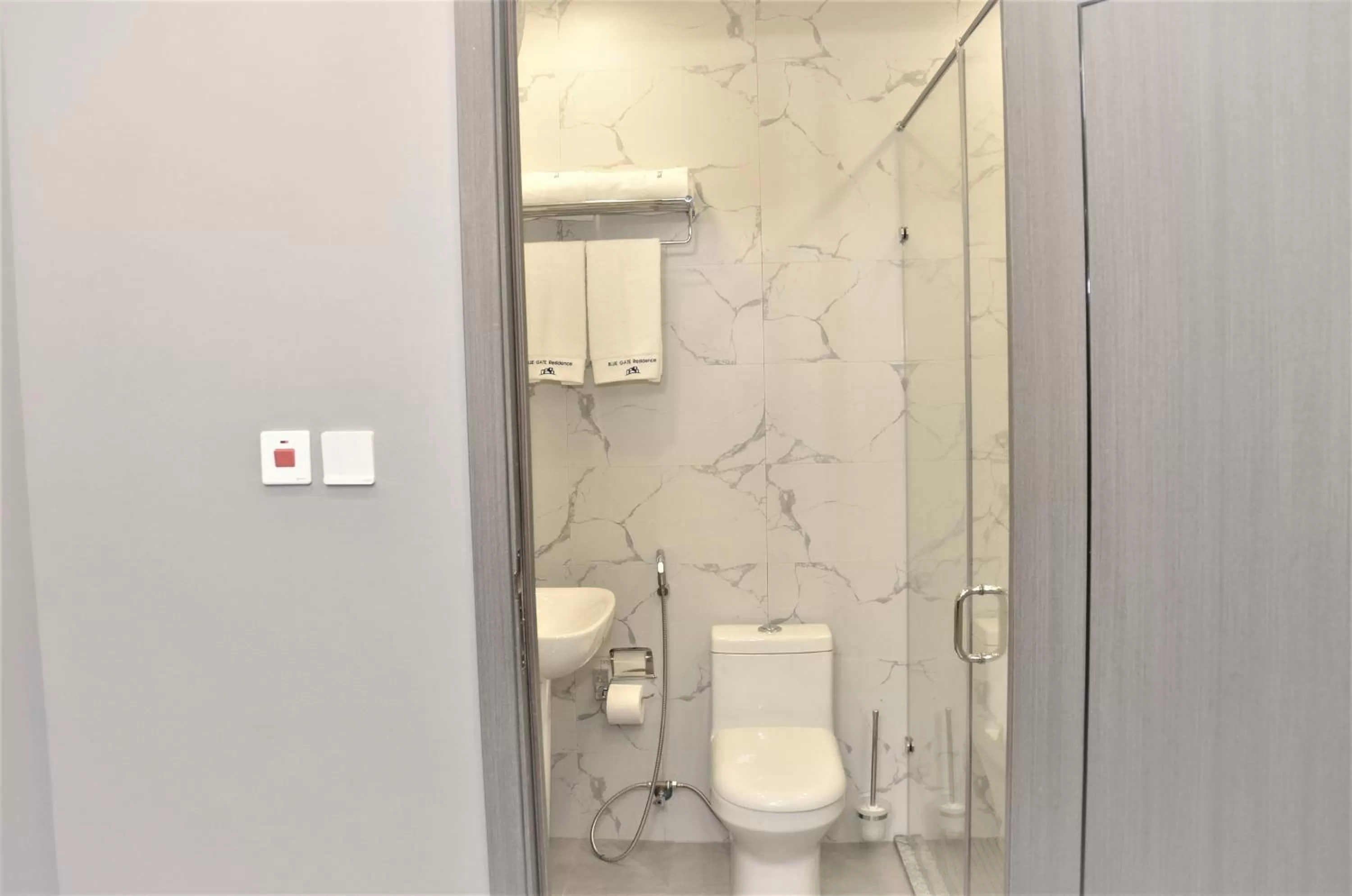 Bathroom in Montecito Apartments