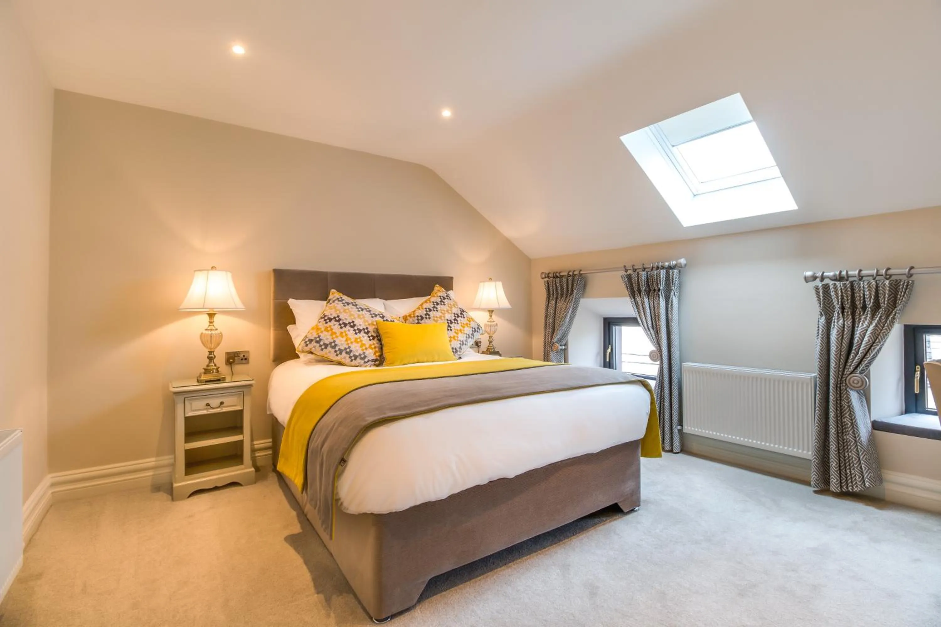 Bedroom, Bed in Kingston's Townhouse