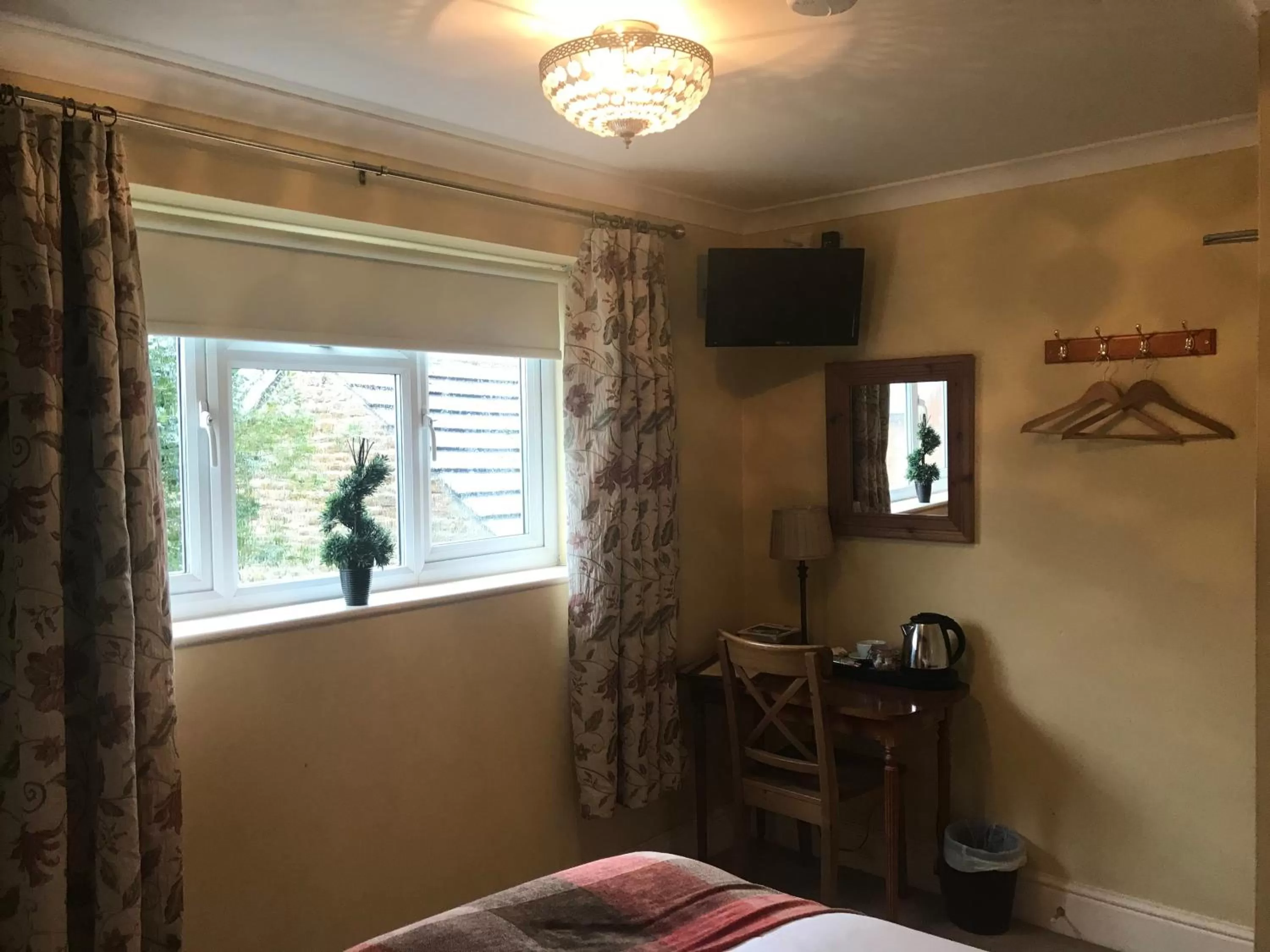 Bed in The Kings Arms (Scalford)