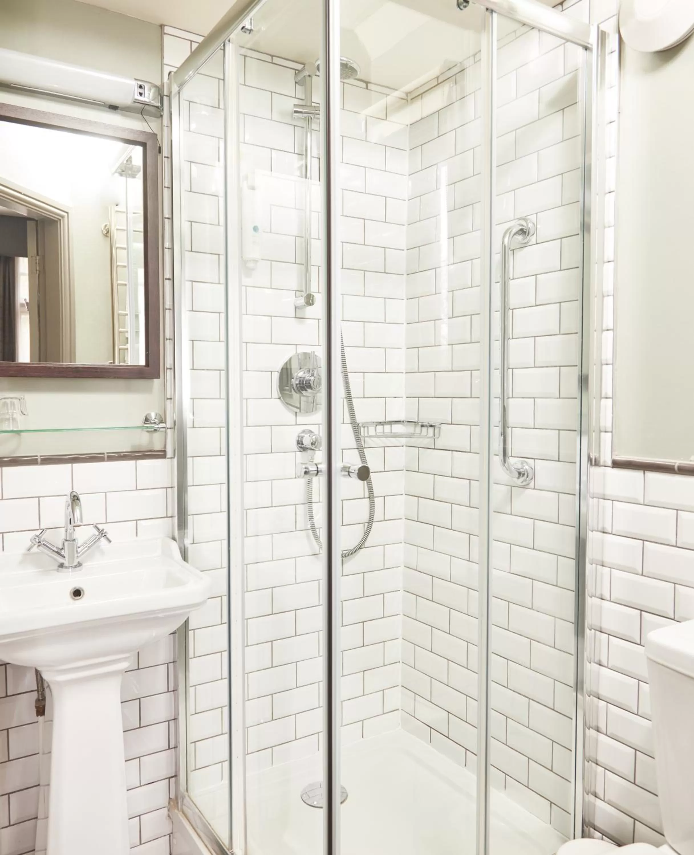Bathroom in Red Lion Hotel by Greene King Inns