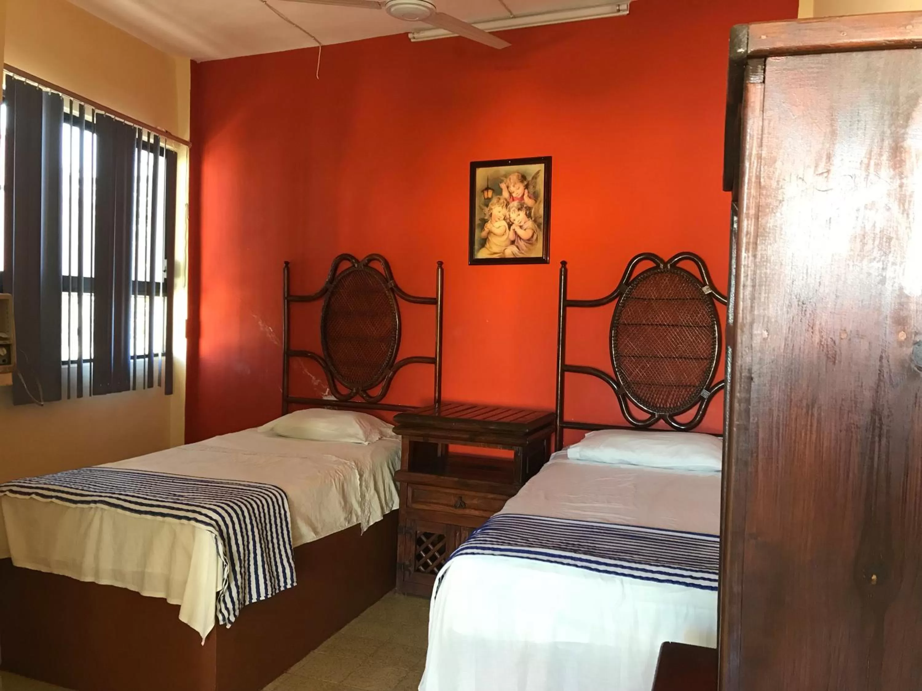 Bed in Hotel Estrella del Mar