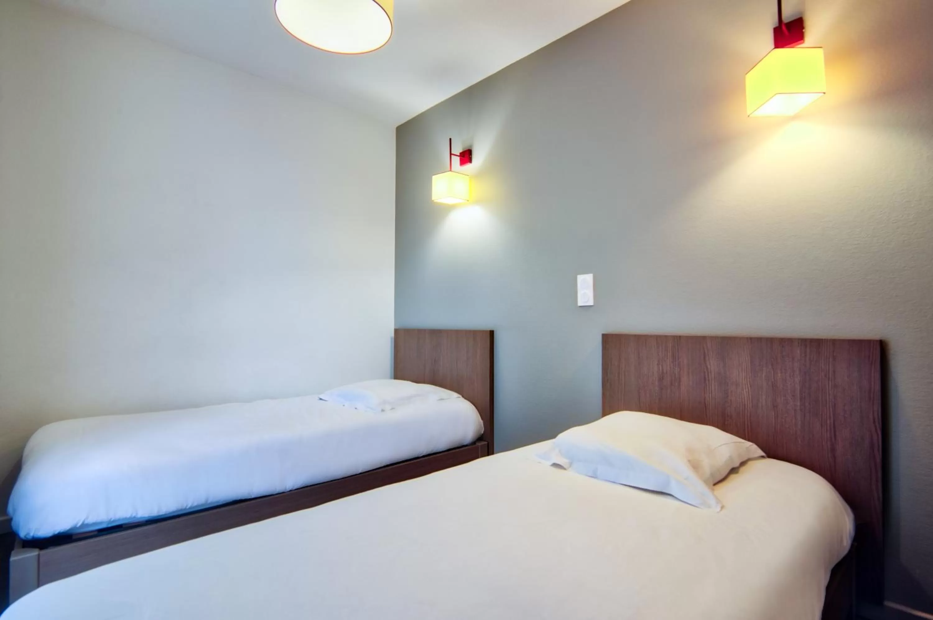 Bed in Zenitude Hôtel-Résidences Narbonne Centre