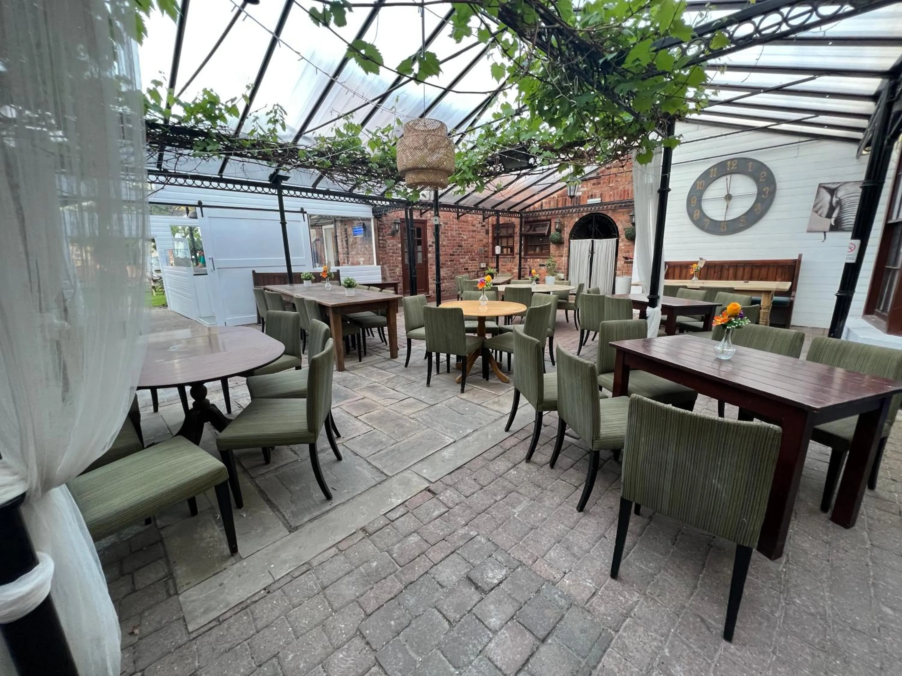 Georgian House Hotel