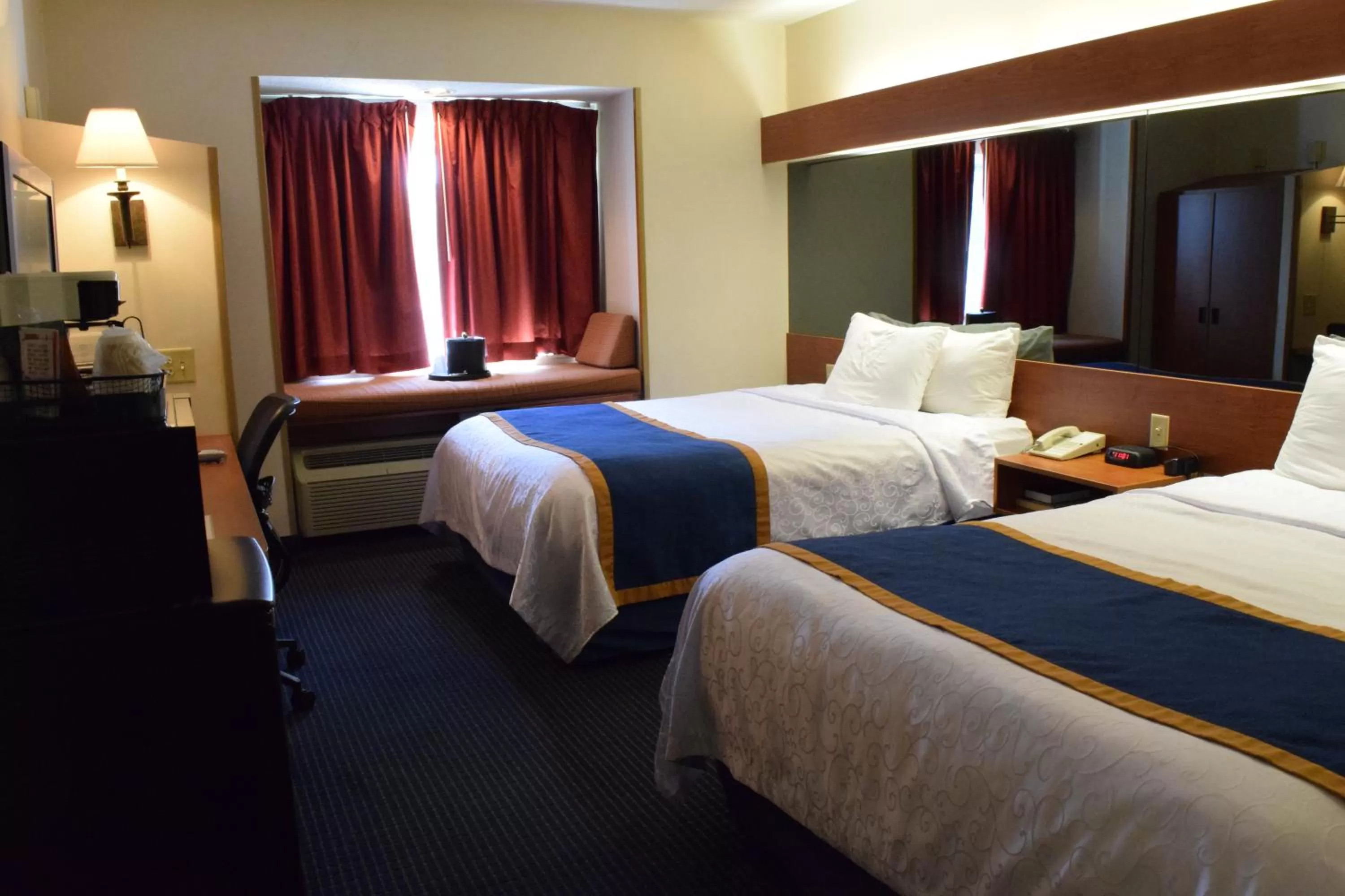 Bed in Inn at the Finger Lakes