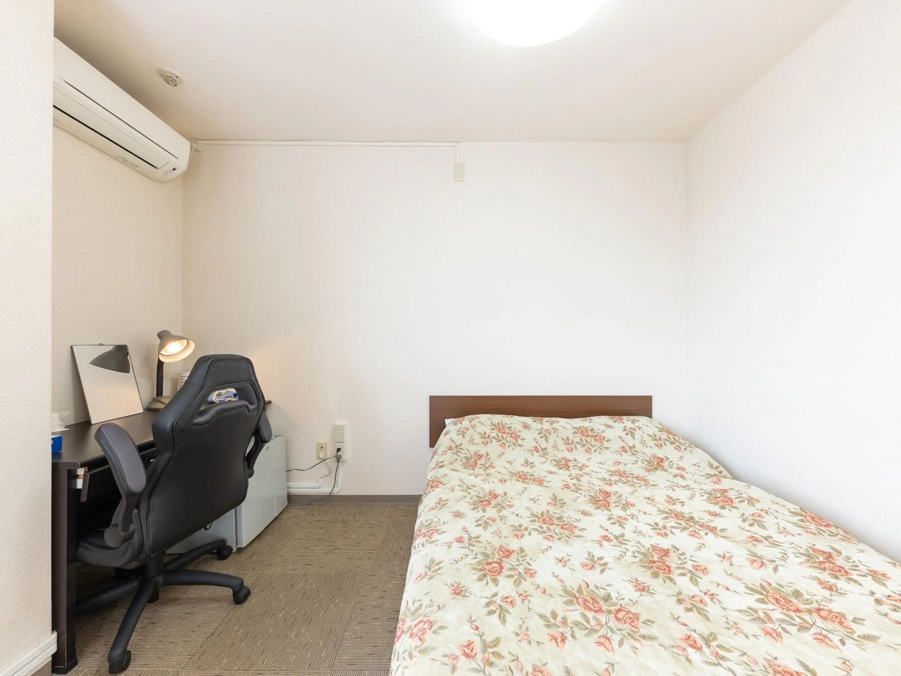 Photo of the whole room, Bed in Tabist Tatebayashi Station Hotel