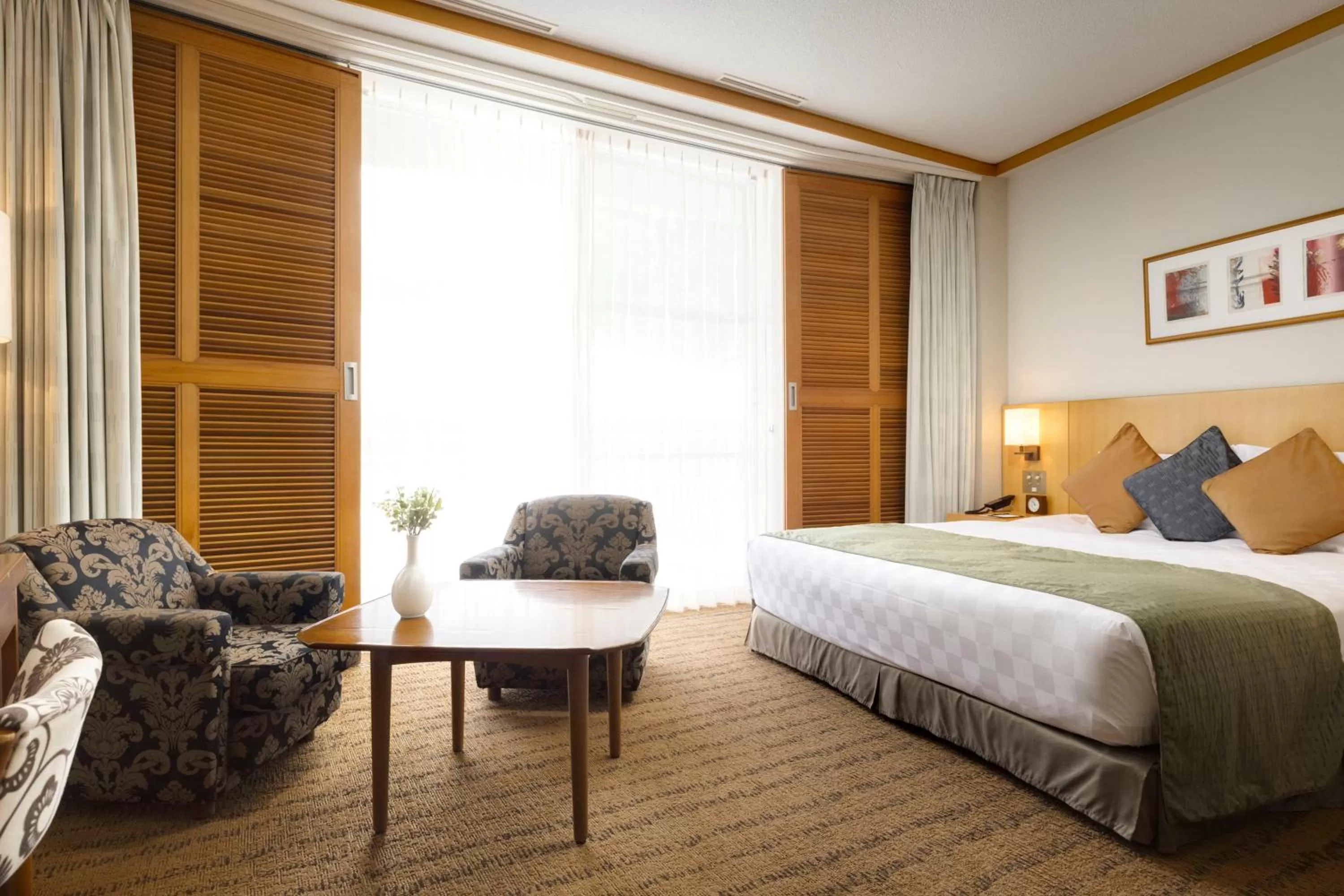 Photo of the whole room, Bed in The Prince Hakone Lake Ashinoko