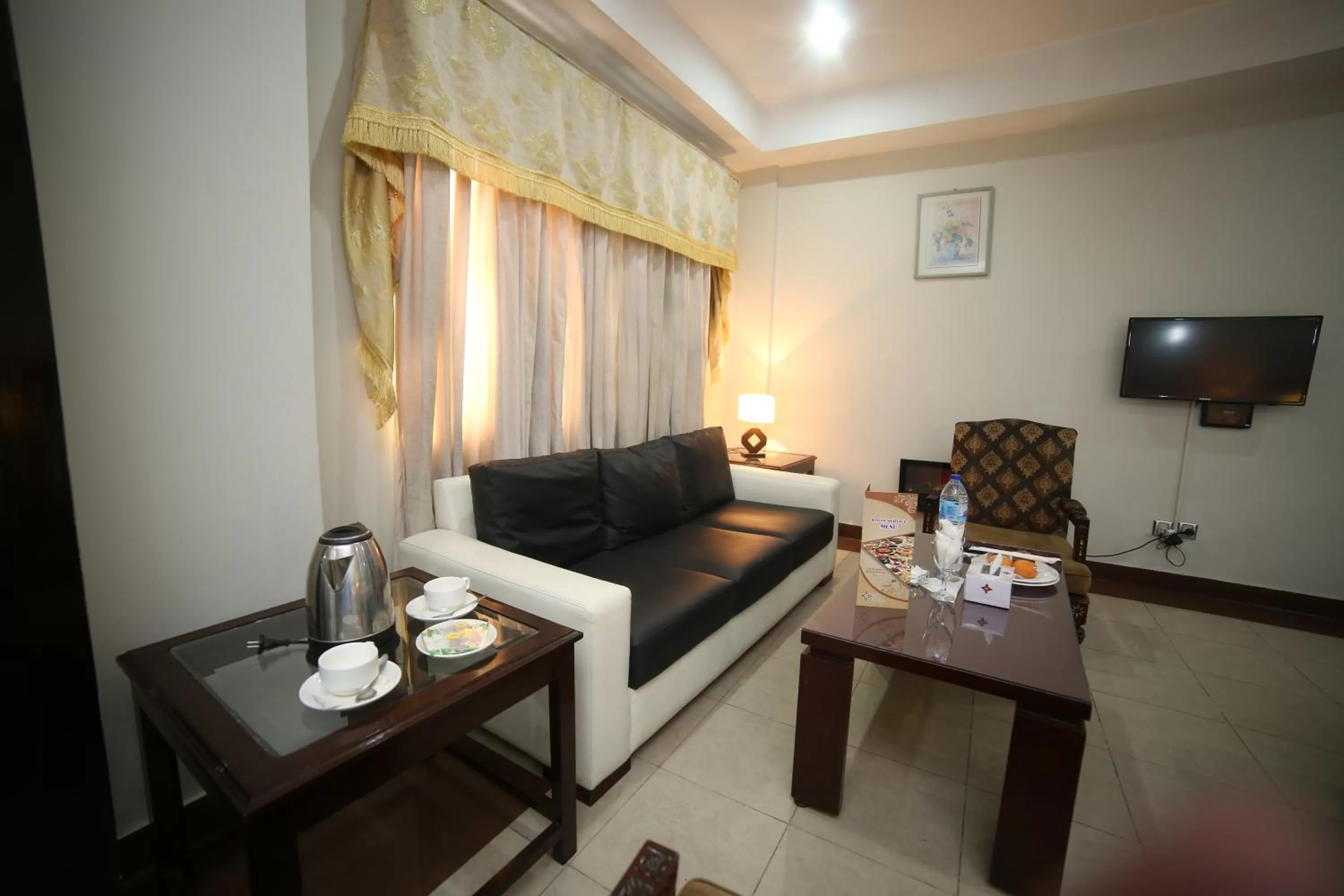 Coffee/tea facilities in Hotel Multan Continental