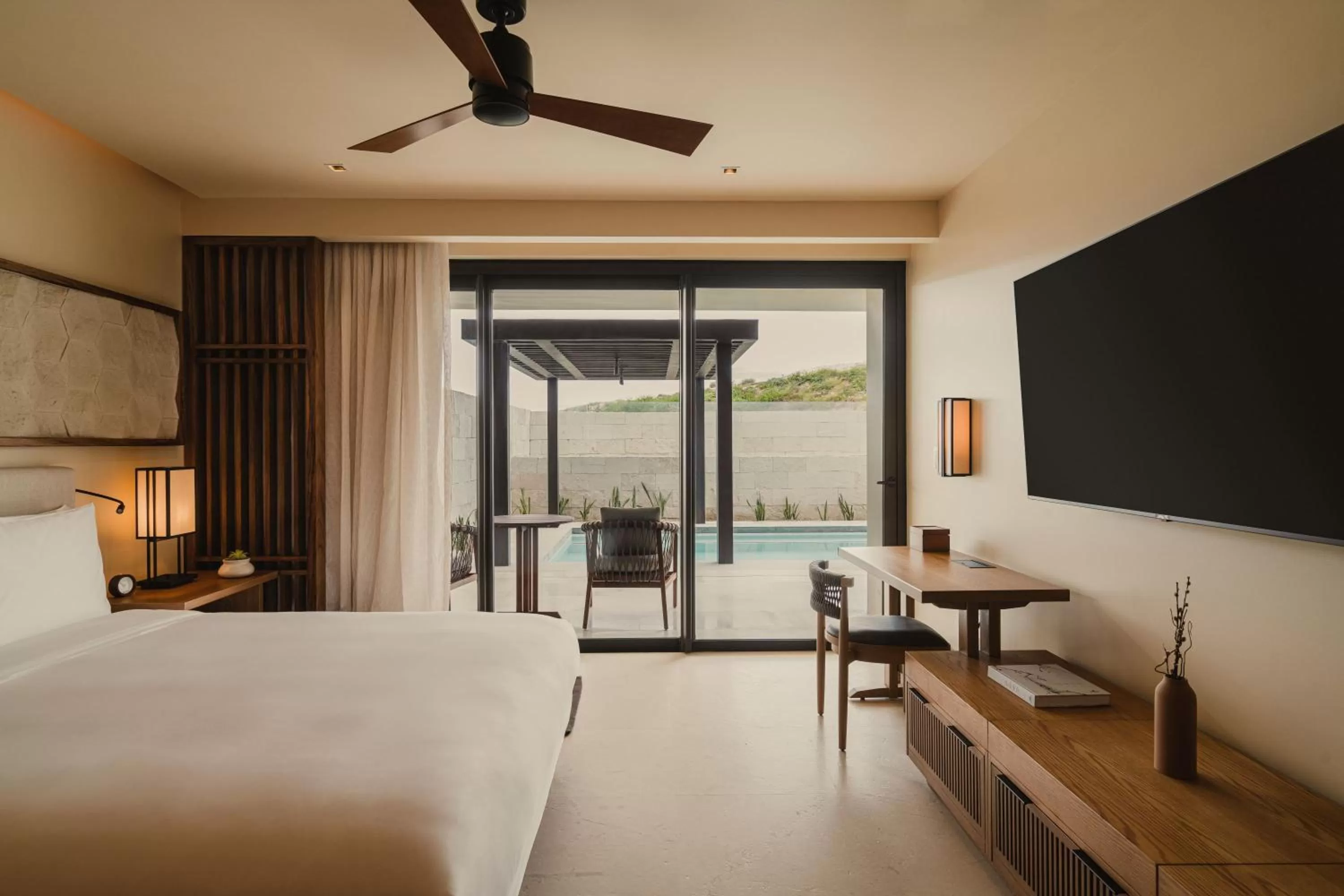 Bedroom, Bed in Nobu Hotel Los Cabos