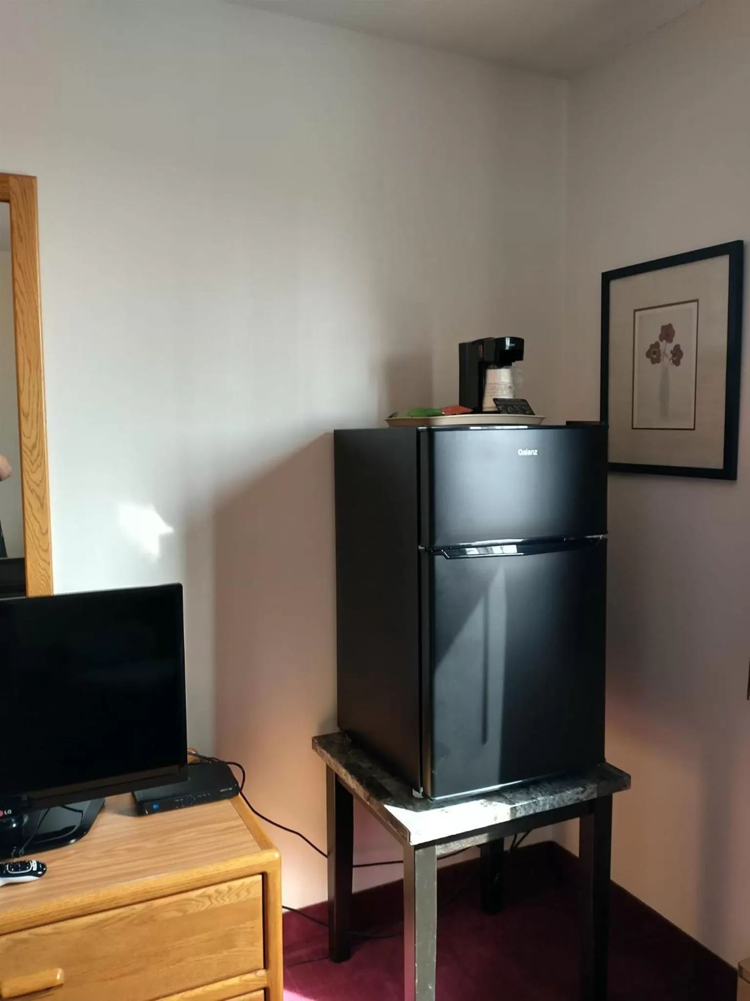 oven in Americas Best Value Inn Sauk Centre