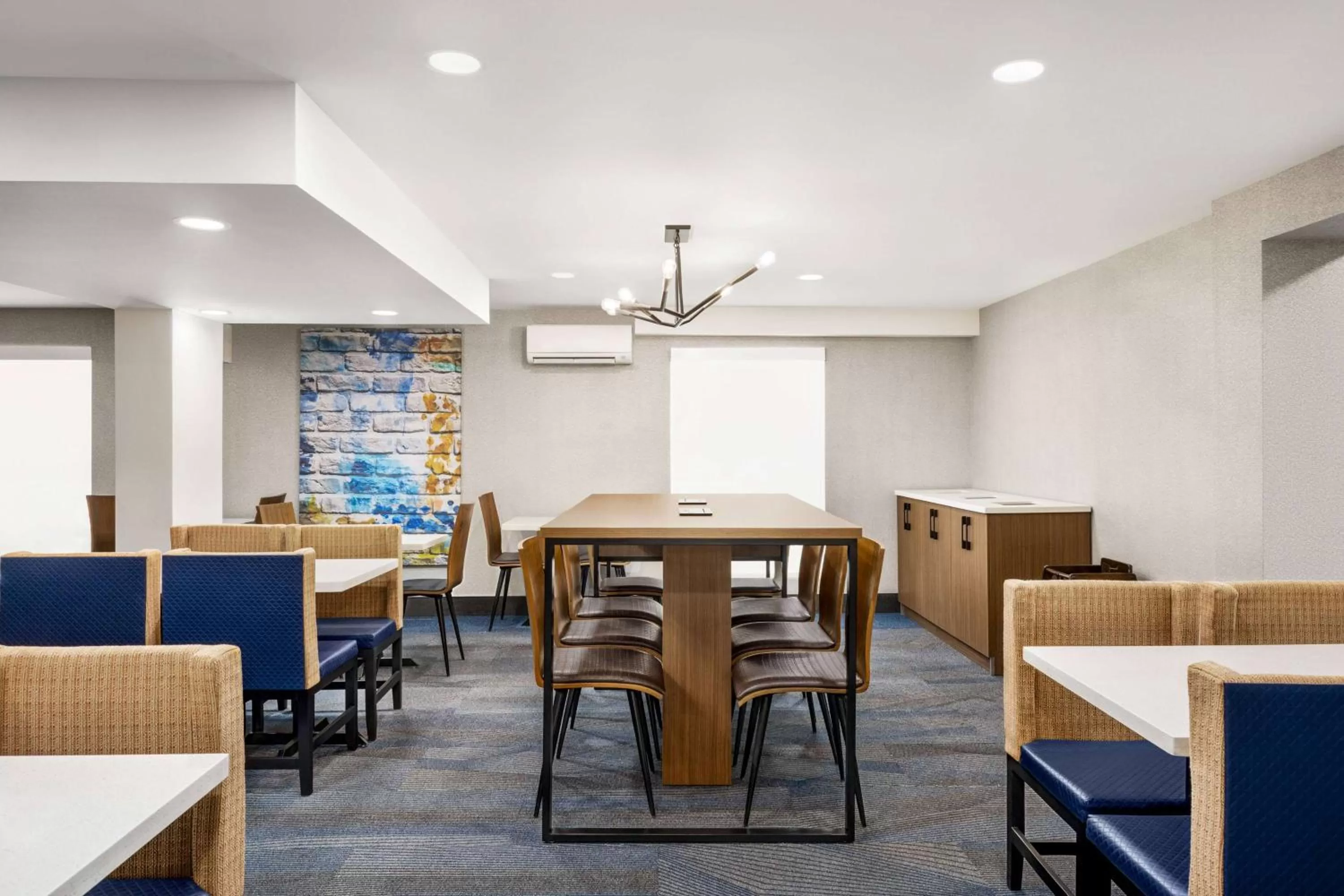 Breakfast in La Quinta Inn Lexington-Horse Park