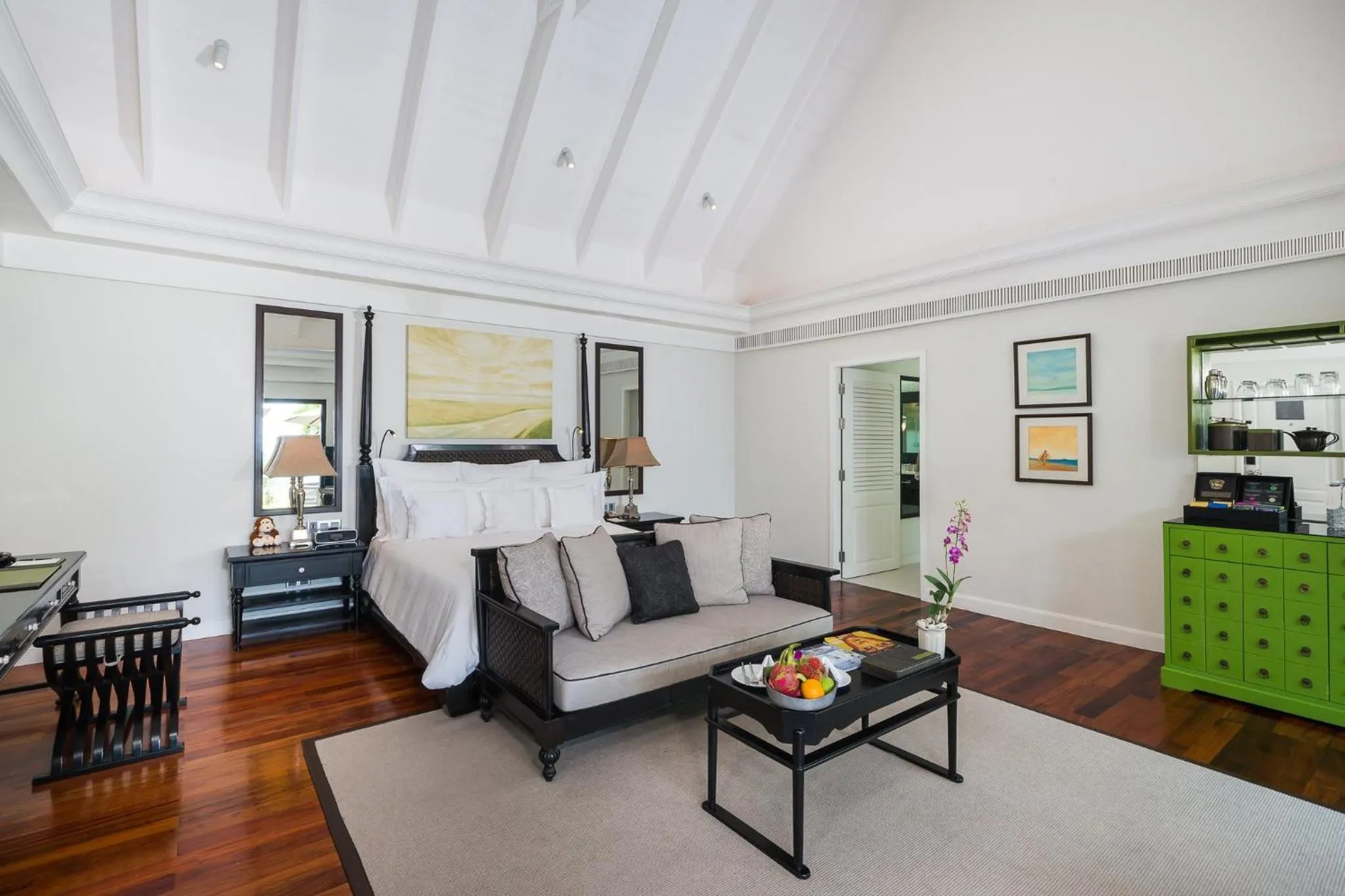 Photo of the whole room, Seating Area in InterContinental Koh Samui Resort, an IHG Hotel