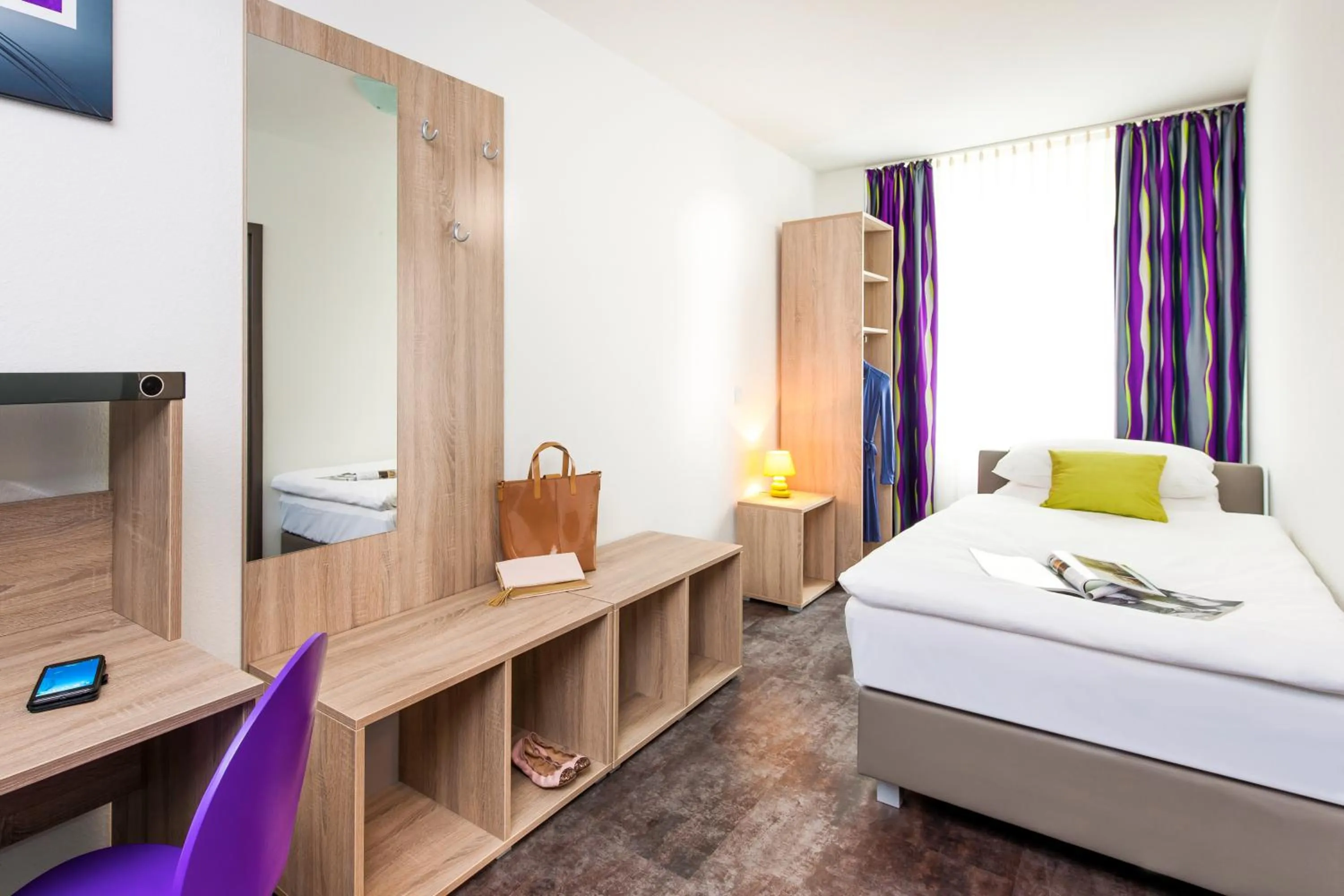 Bedroom, Bed in ibis Styles Arnsberg - Neheim