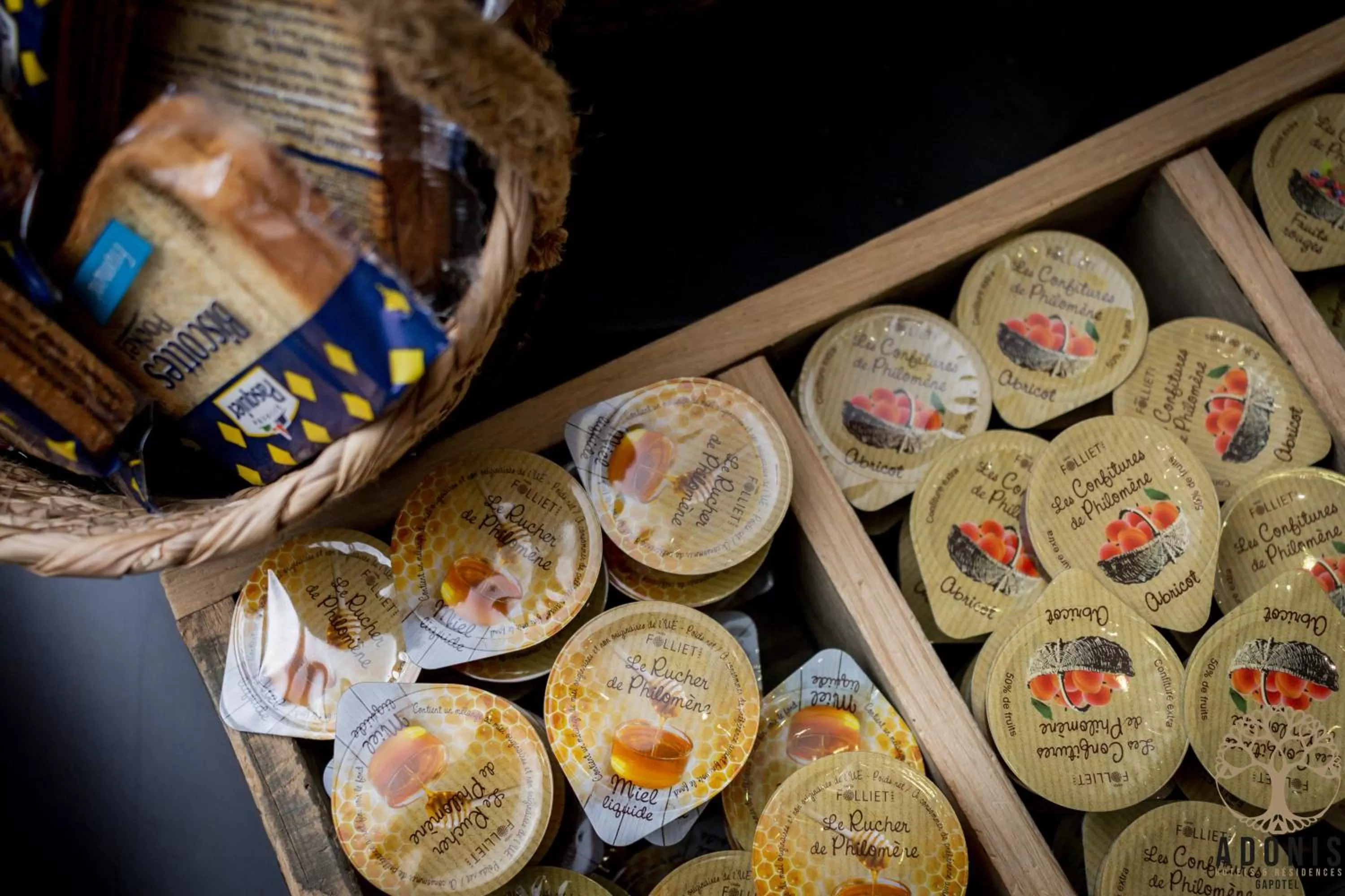 Breakfast in Adonis Gapotel