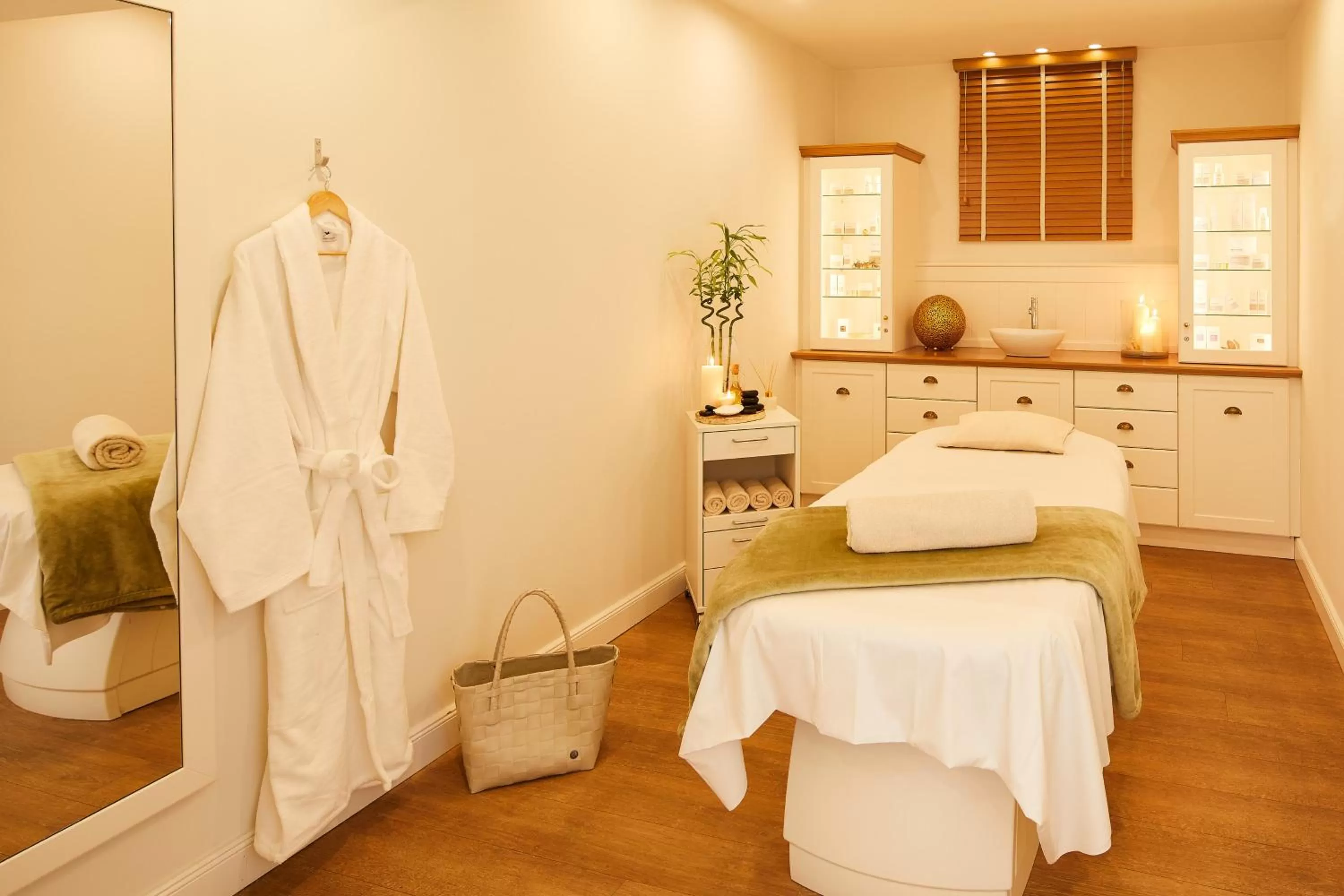 Bed in Fuchsbau Romantik Hotel & SPA Restaurant & FOX Bar