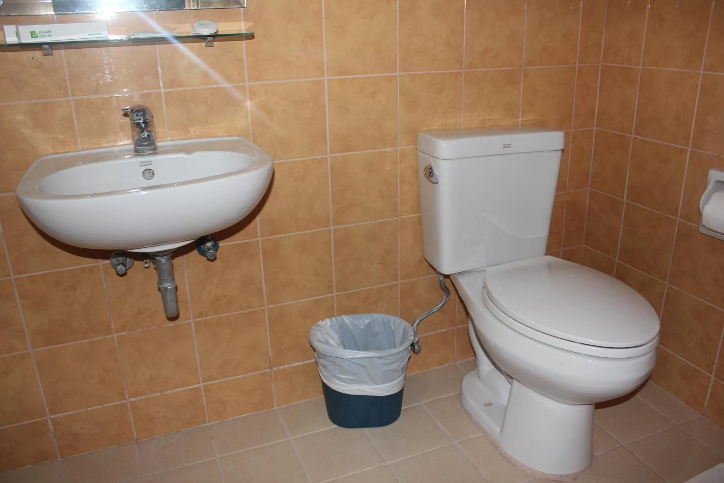 Toilet in Elegant Circle Inn