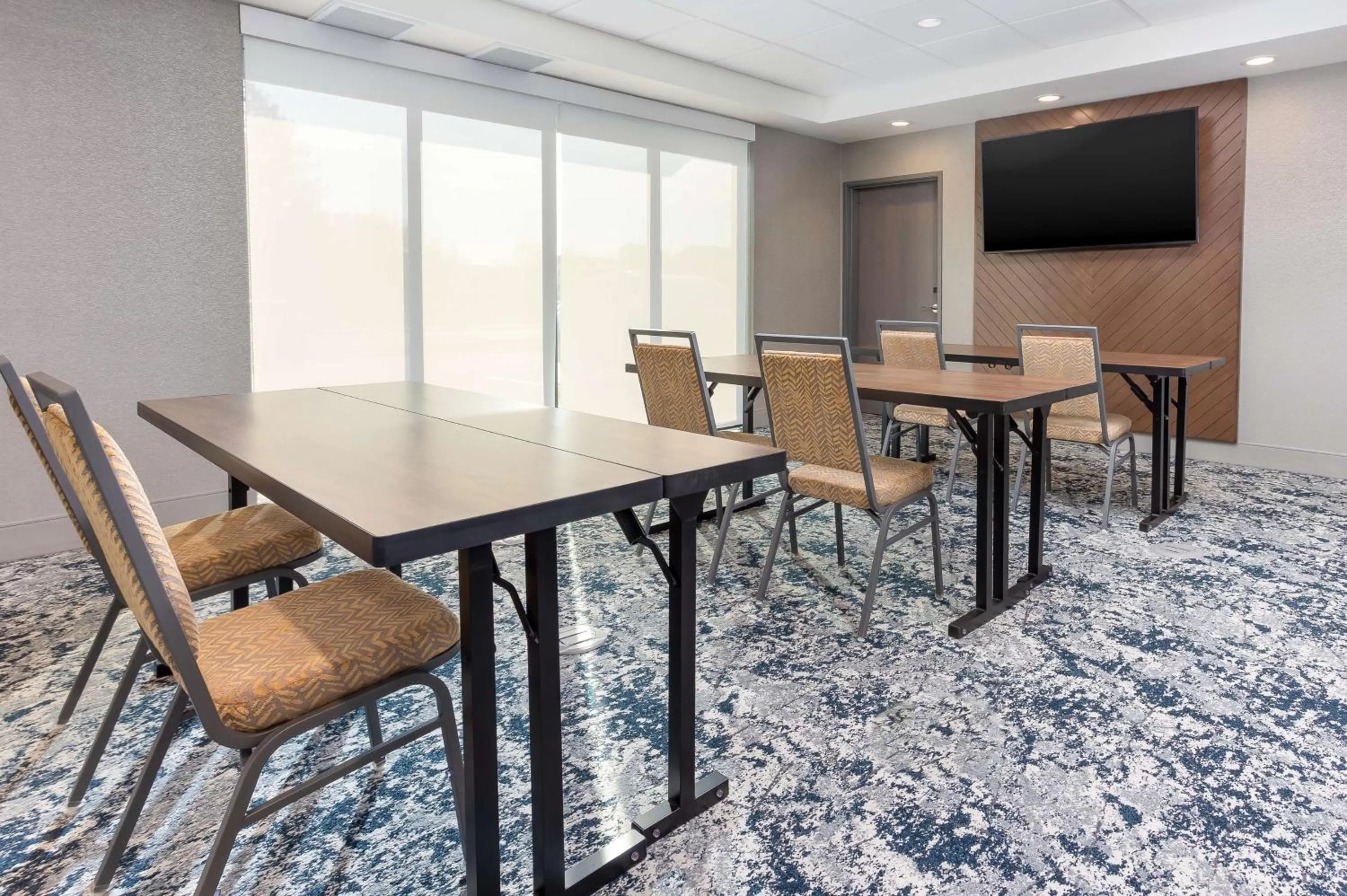 Meeting/conference room in Hampton Inn & Suites Santa Rosa Sonoma Wine Country