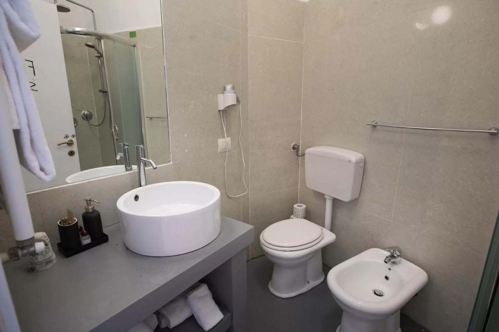 Shower in Boutique Hotel Novecento