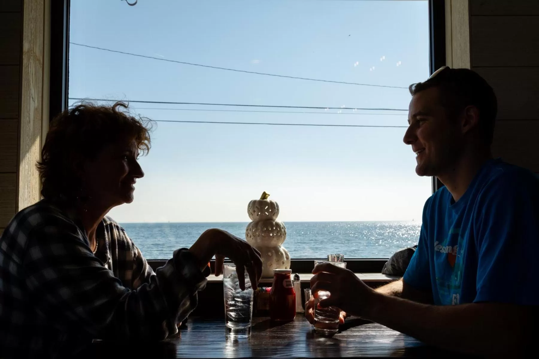 Restaurant/places to eat in The Surfside Hotel