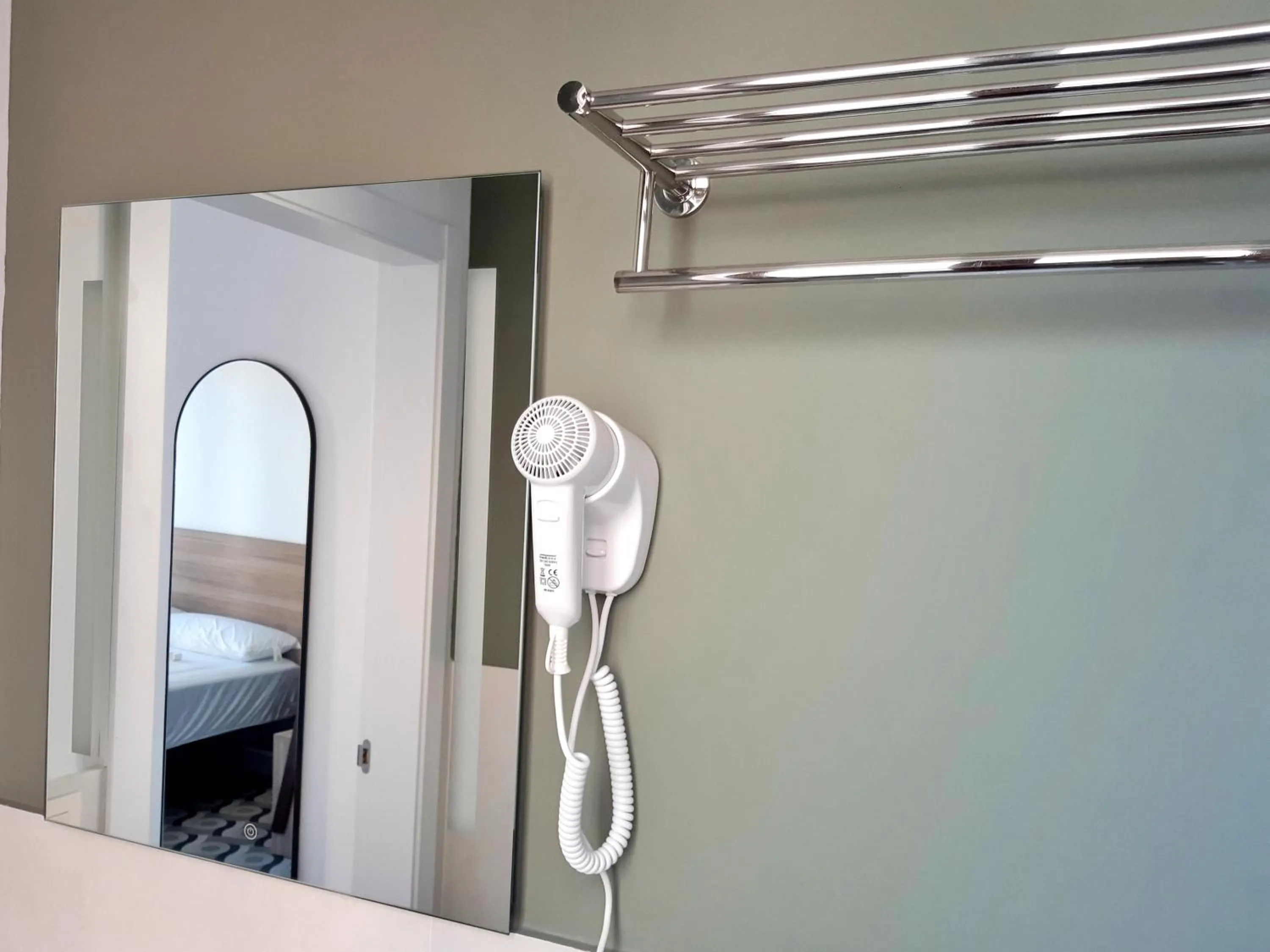 Double Room with Balcony - single occupancy in Hotel 19-30 Valencia