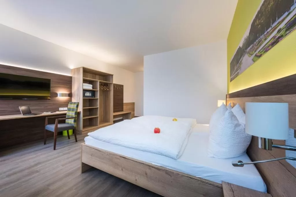 Photo of the whole room, Bed in Sleepin Premium Motel Loosdorf