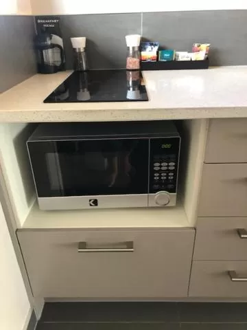 minibar in Coachman Motel