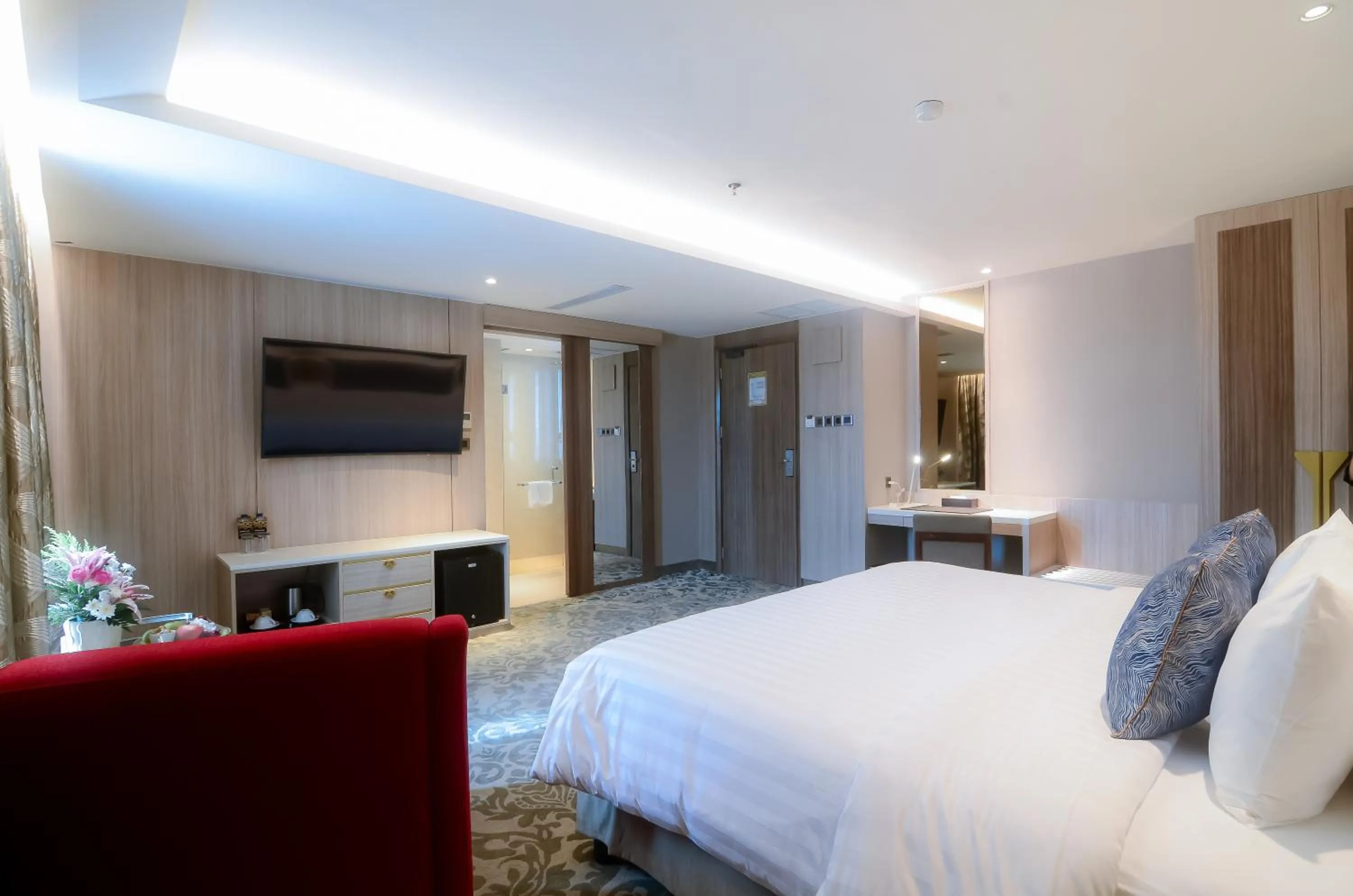 Bed in The Excelton Hotel