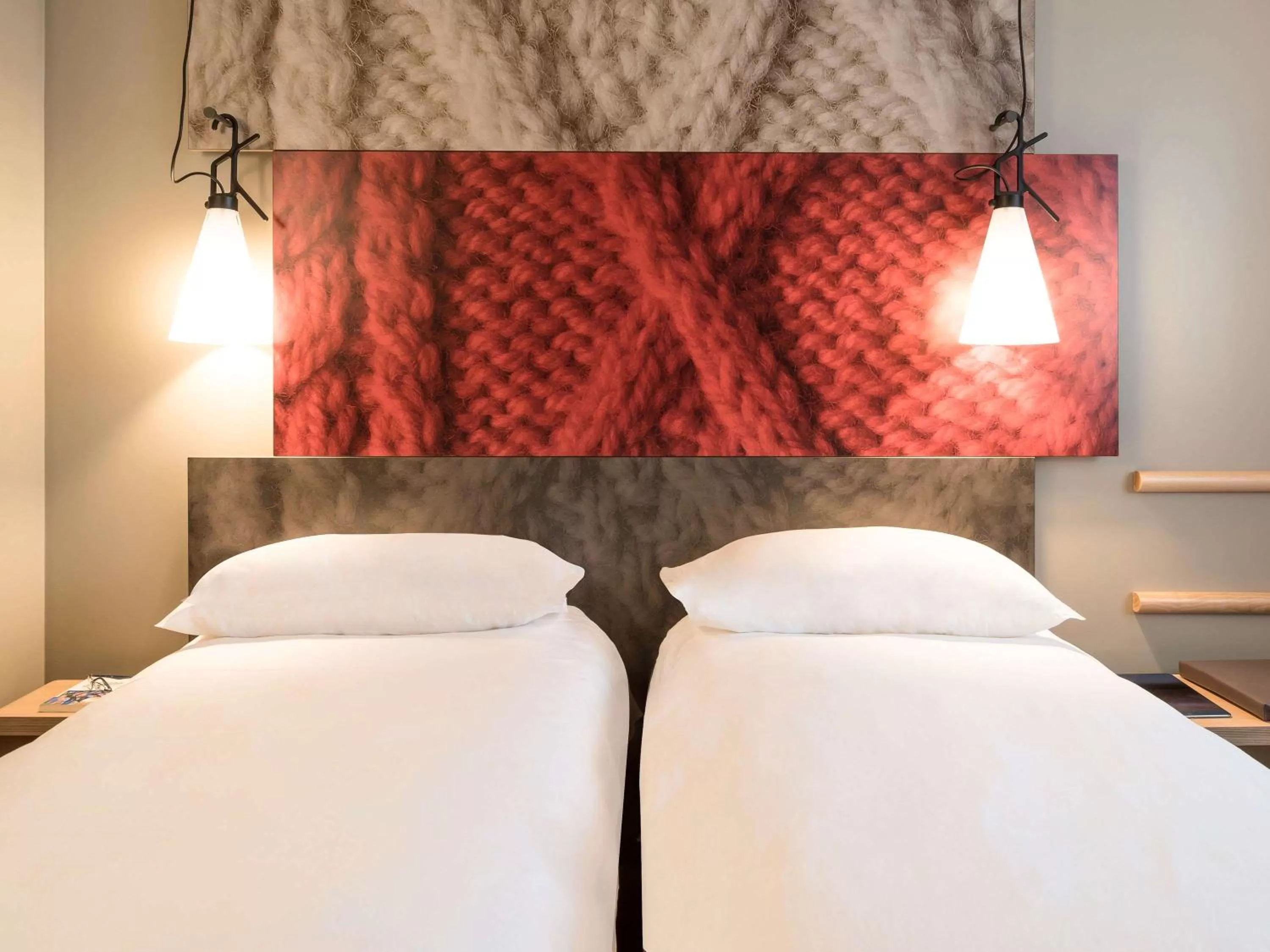 Bedroom, Bed in ibis Genève Centre Gare