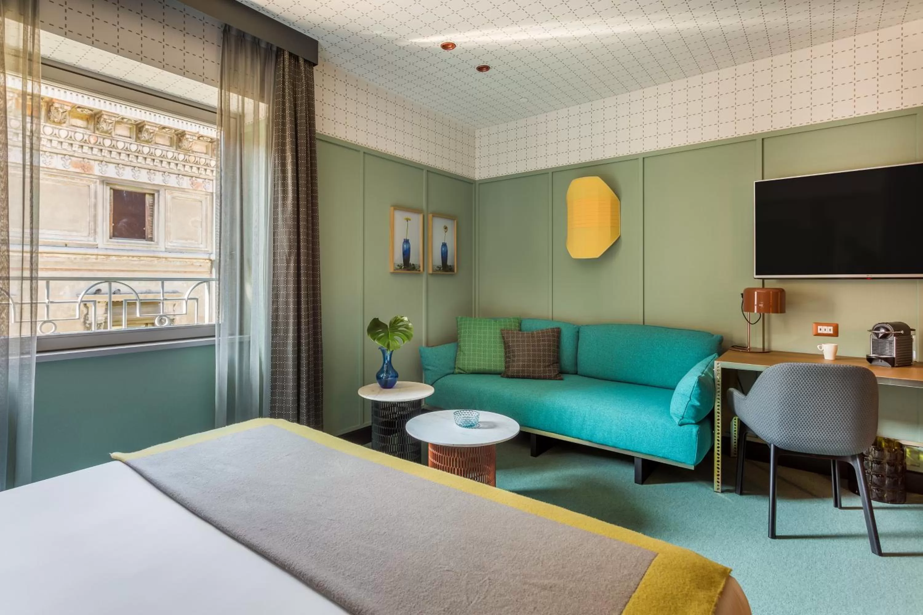 Photo of the whole room, Bed in Room Mate Collection Giulia, Milan