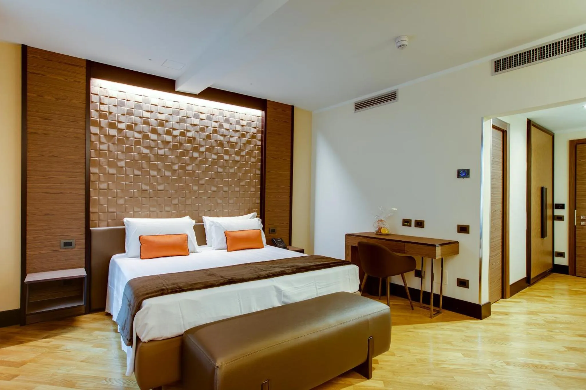 Bed in Solo Experience Hotel