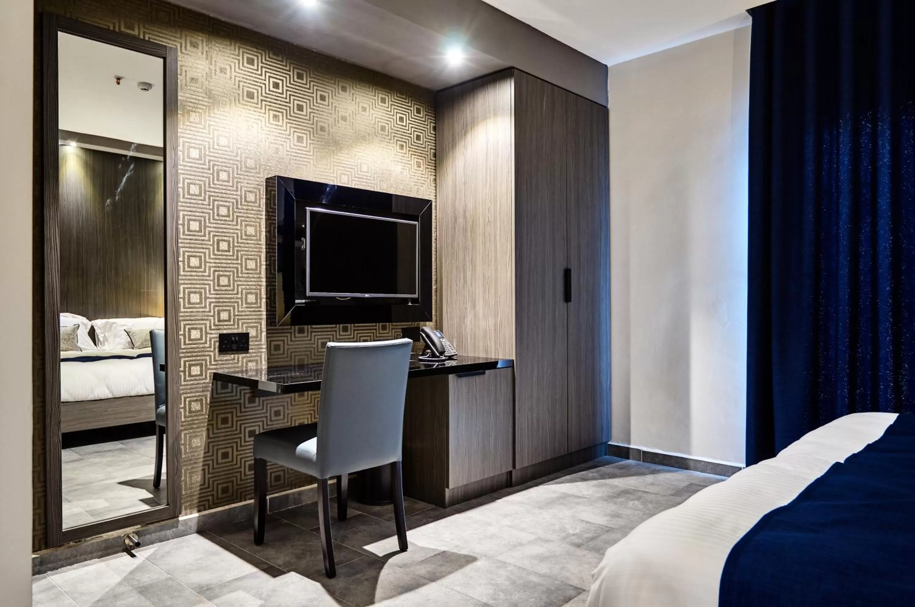 TV and multimedia, Bed in The District Hotel