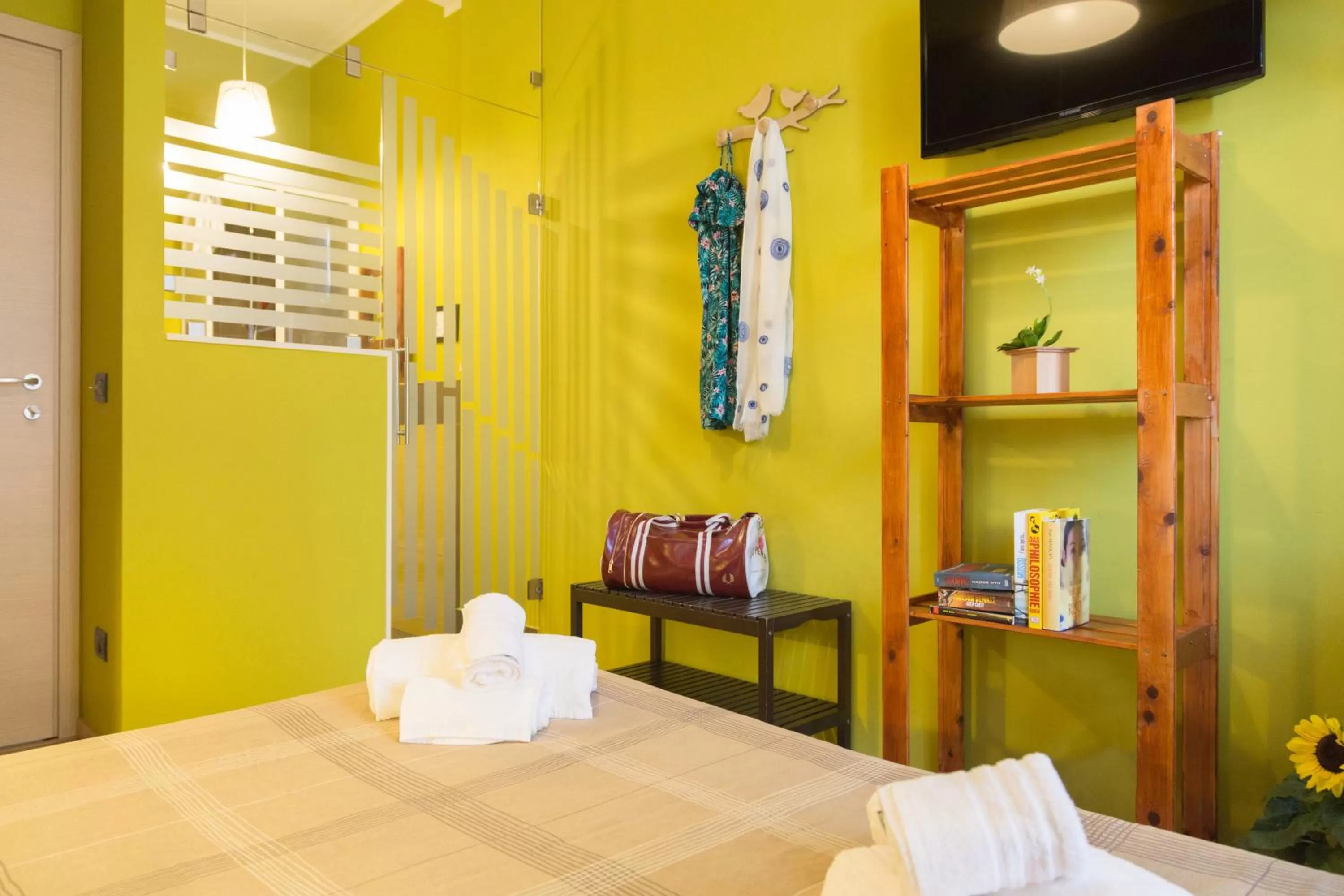 Photo of the whole room, Bed in B&B Miro Centro Catania