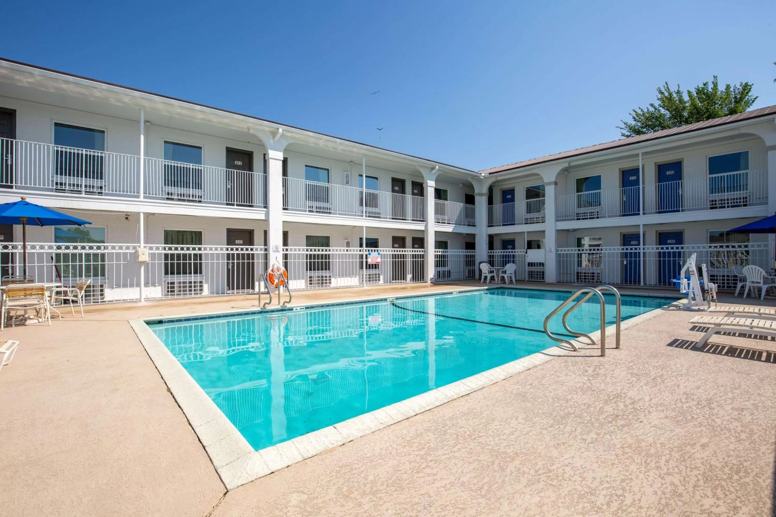 On site in Motel 6-Bryan, TX - University Area