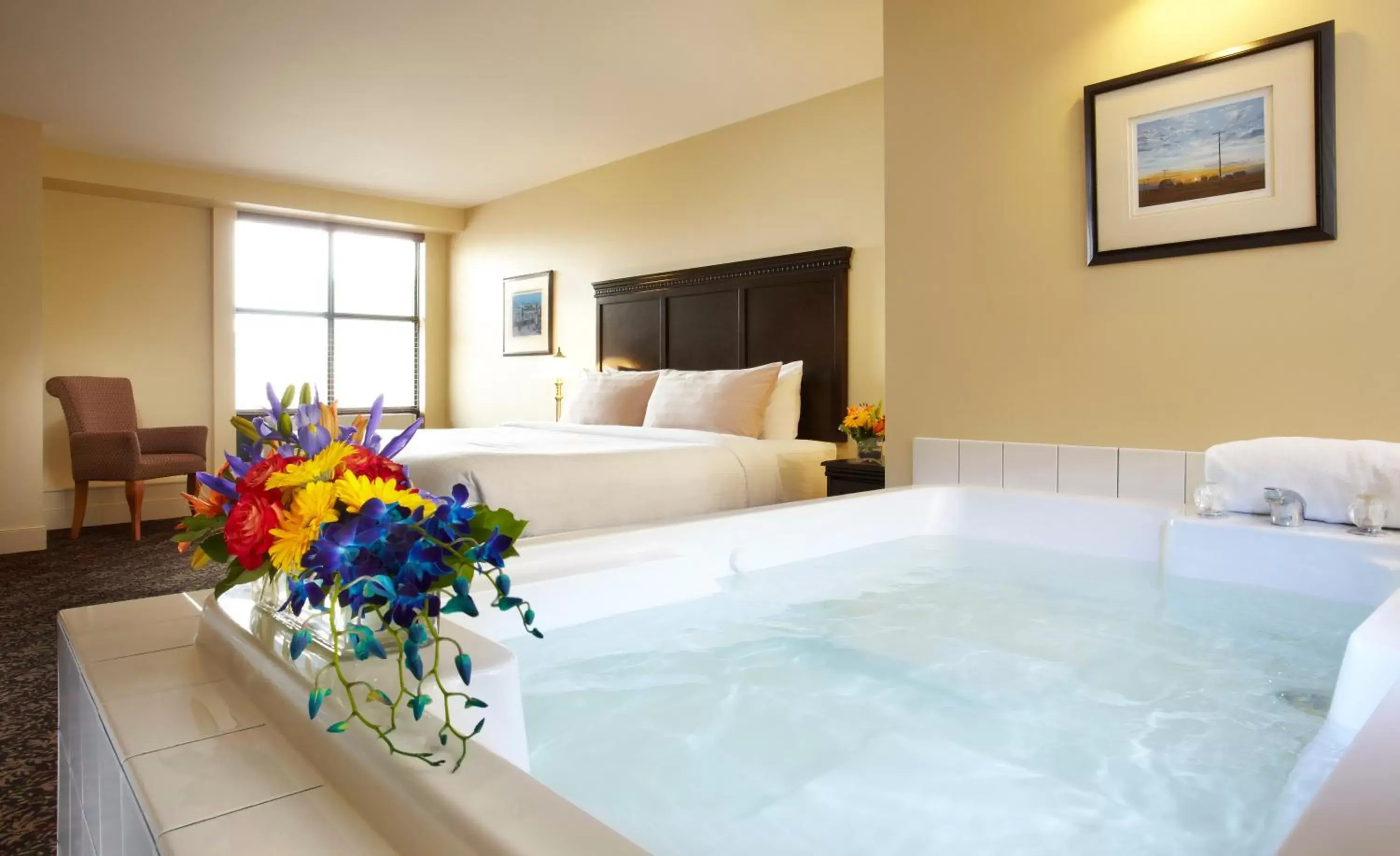 King Suite with Spa Bath in Temple Gardens Hotel & Spa King Suite with Spa Bath in Temple Gardens Hotel & Spa