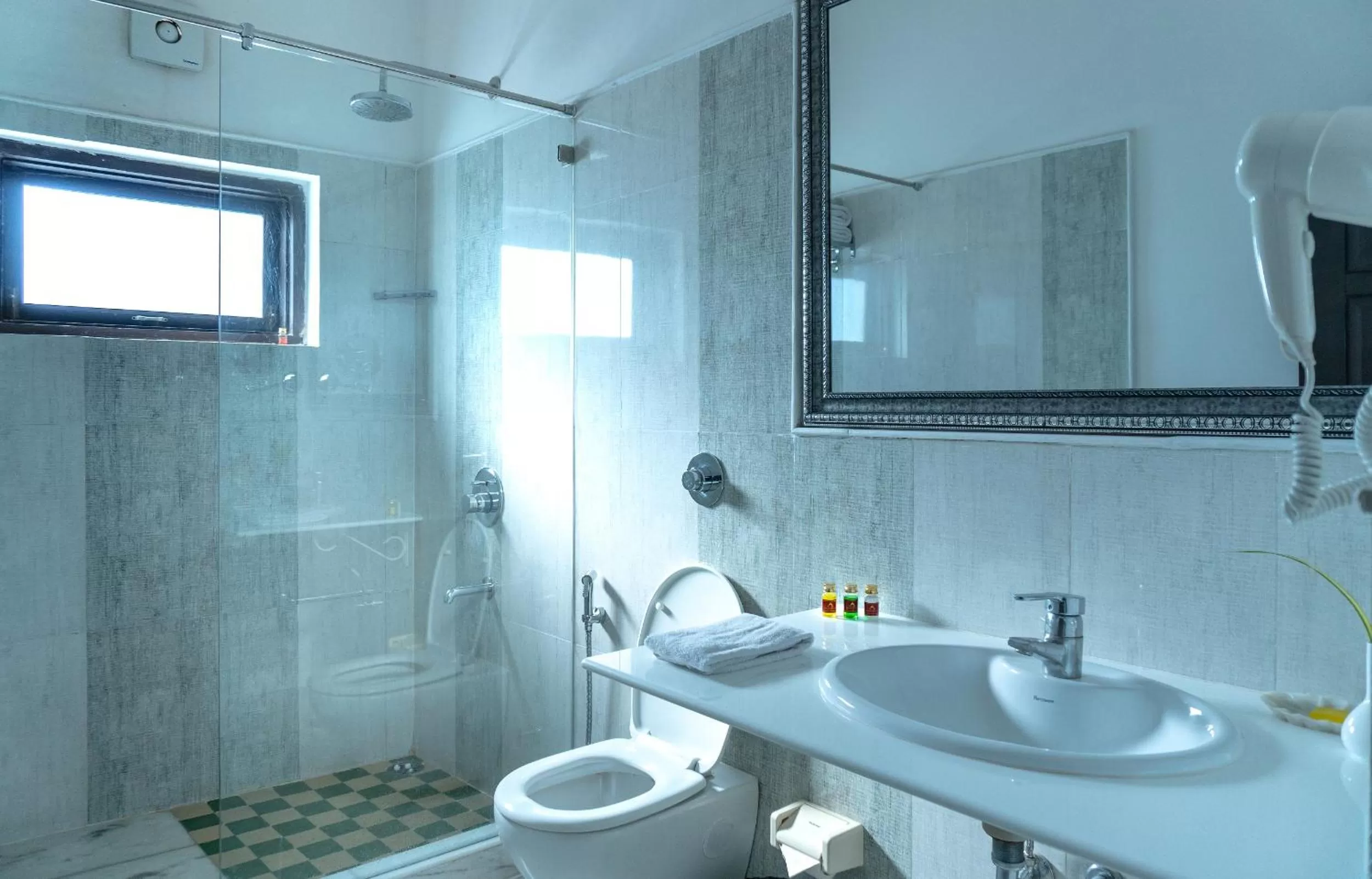 Bathroom in Amar Kothi