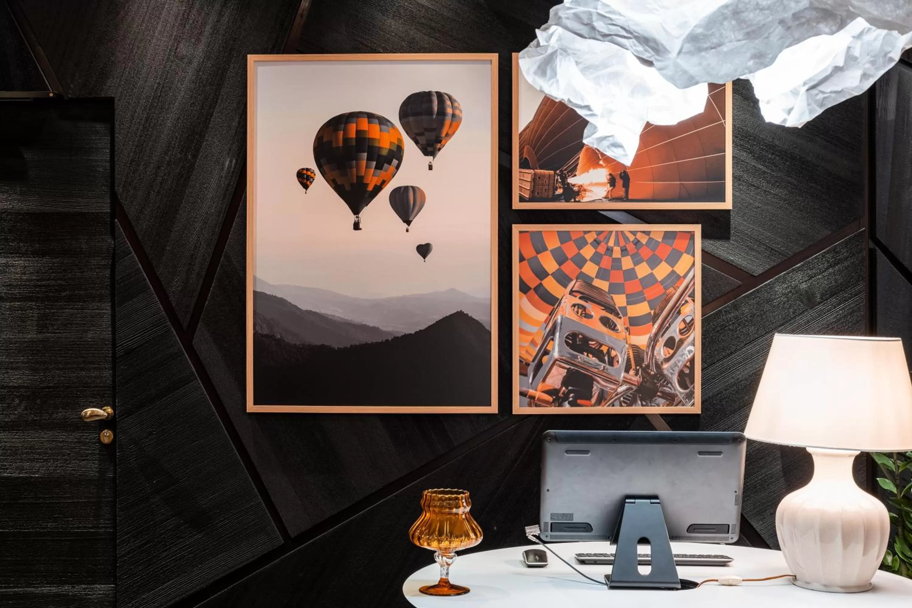 Lobby or reception in Mercure Grenoble Meylan