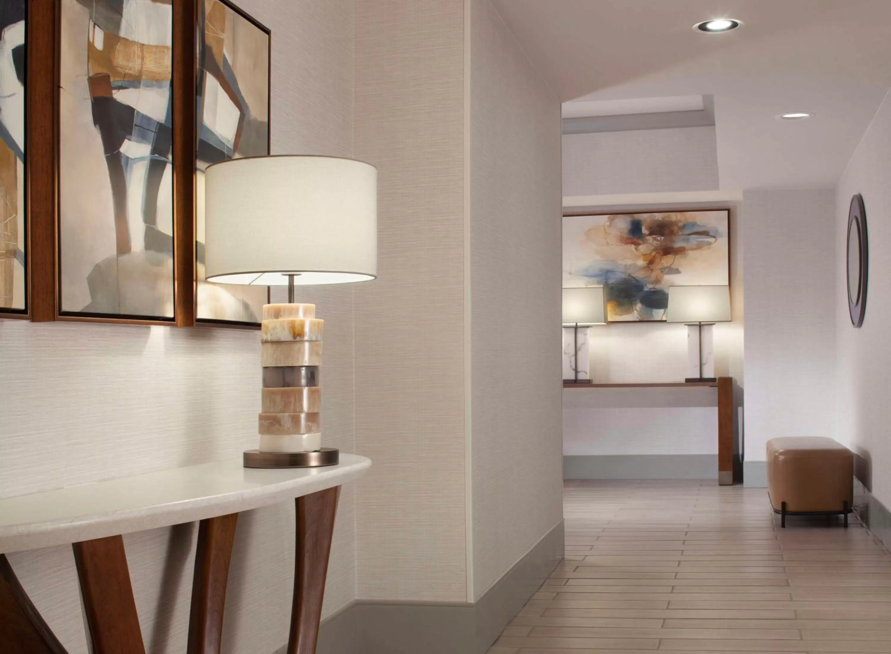 Photo of the whole room in Hilton Anatole