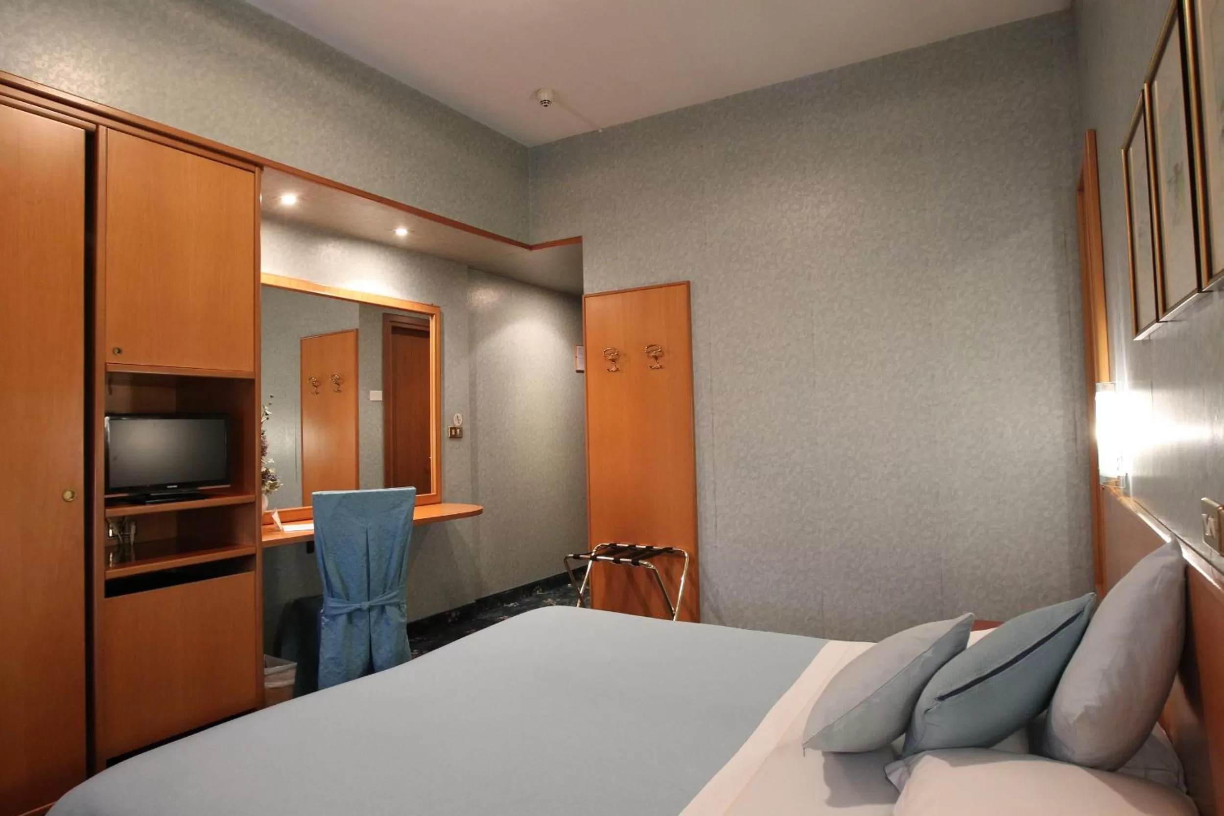 Bedroom, Bed in Hotel Globo