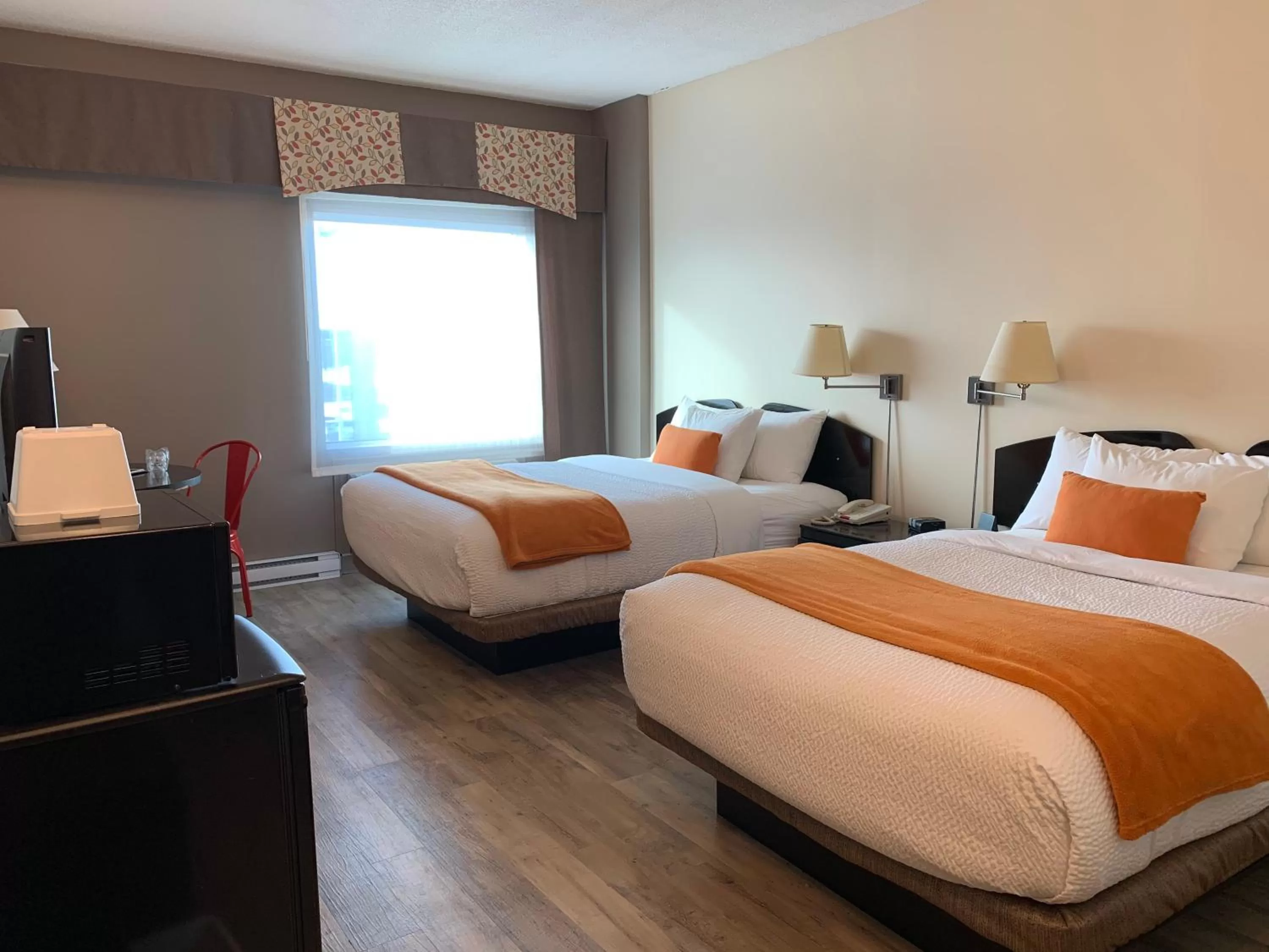 Bed in Days Inn by Wyndham Berthierville