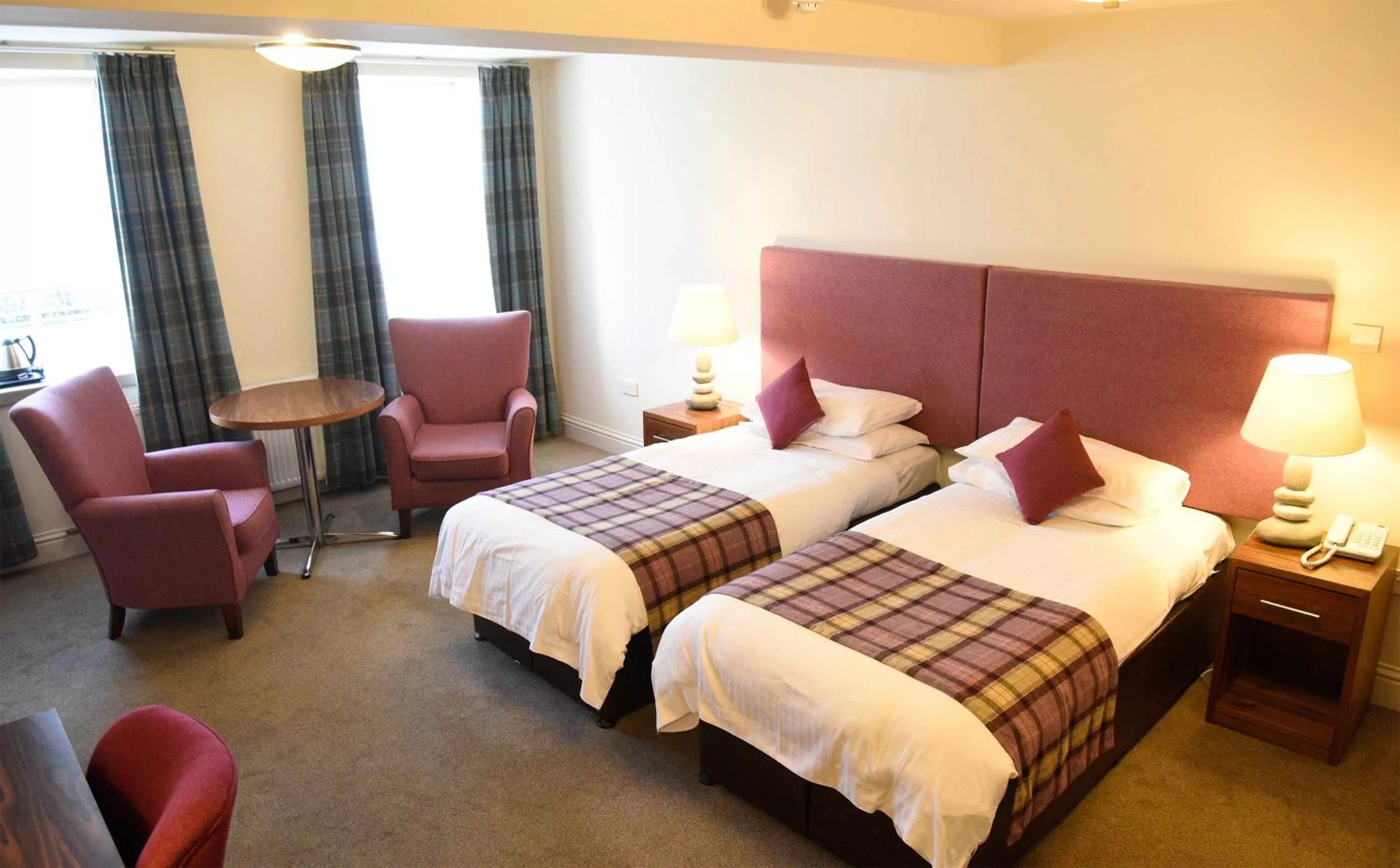 Bed in The Royal Hotel