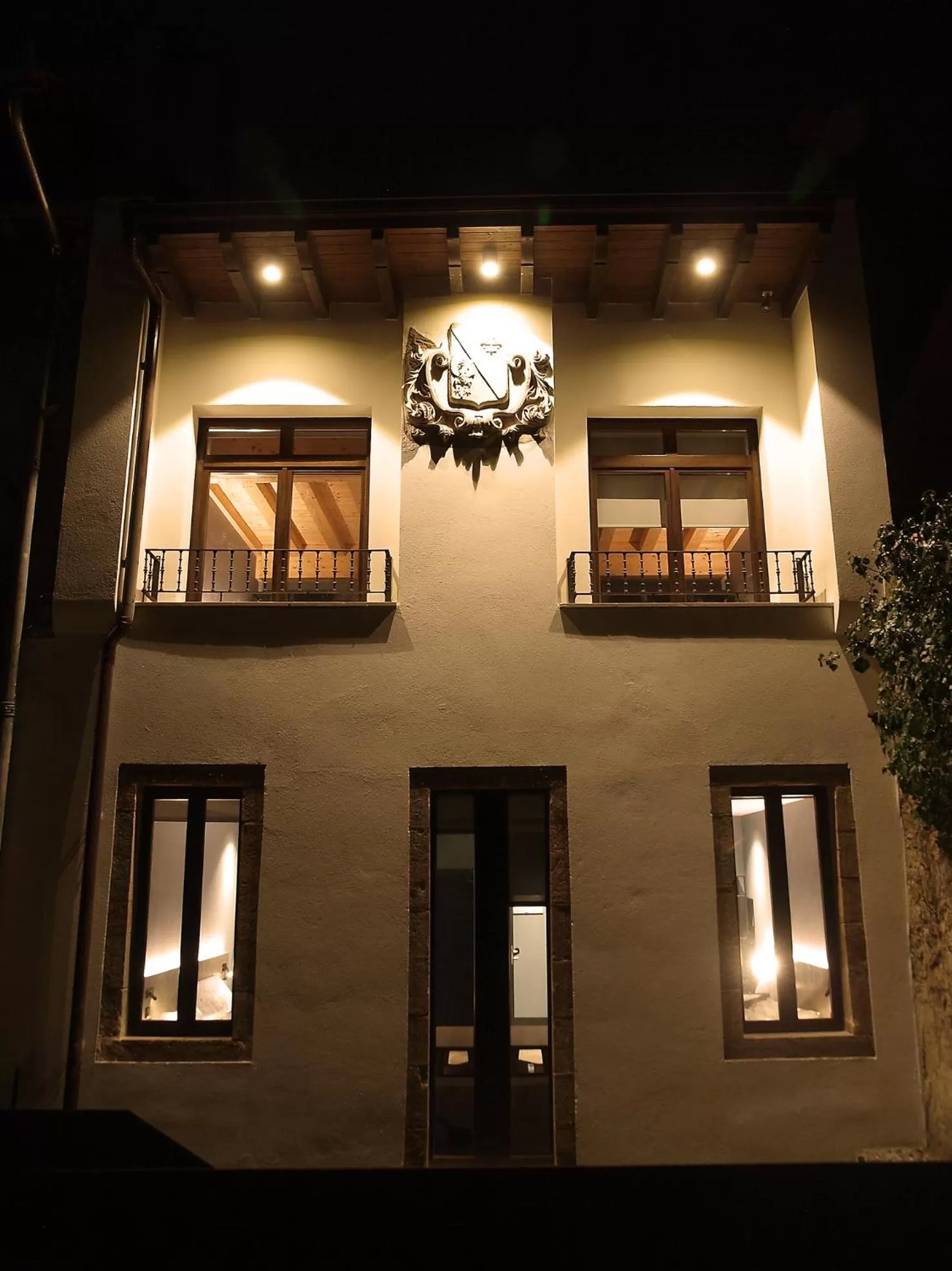 Night, Property Building in M&UGA Hotela