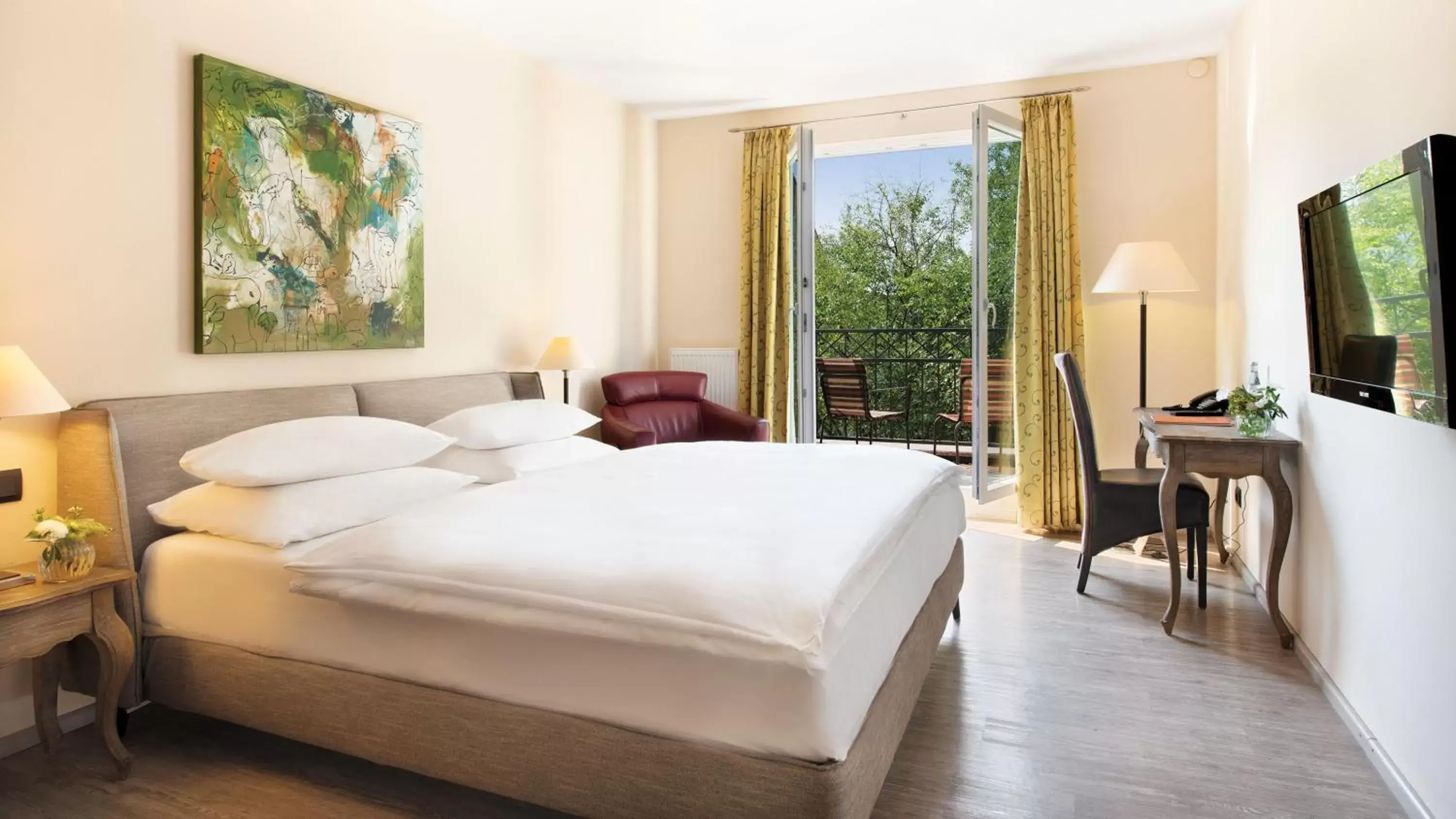 Comfort Double Room in Hotel Villa Toskana Comfort Double Room in Hotel Villa Toskana